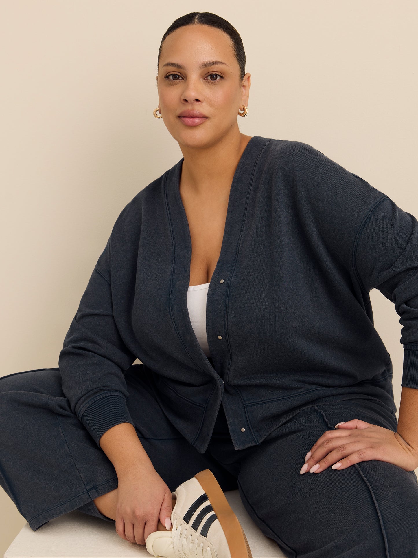 French Terry Wide-Leg Pants with Wash Effect - ActiveZone