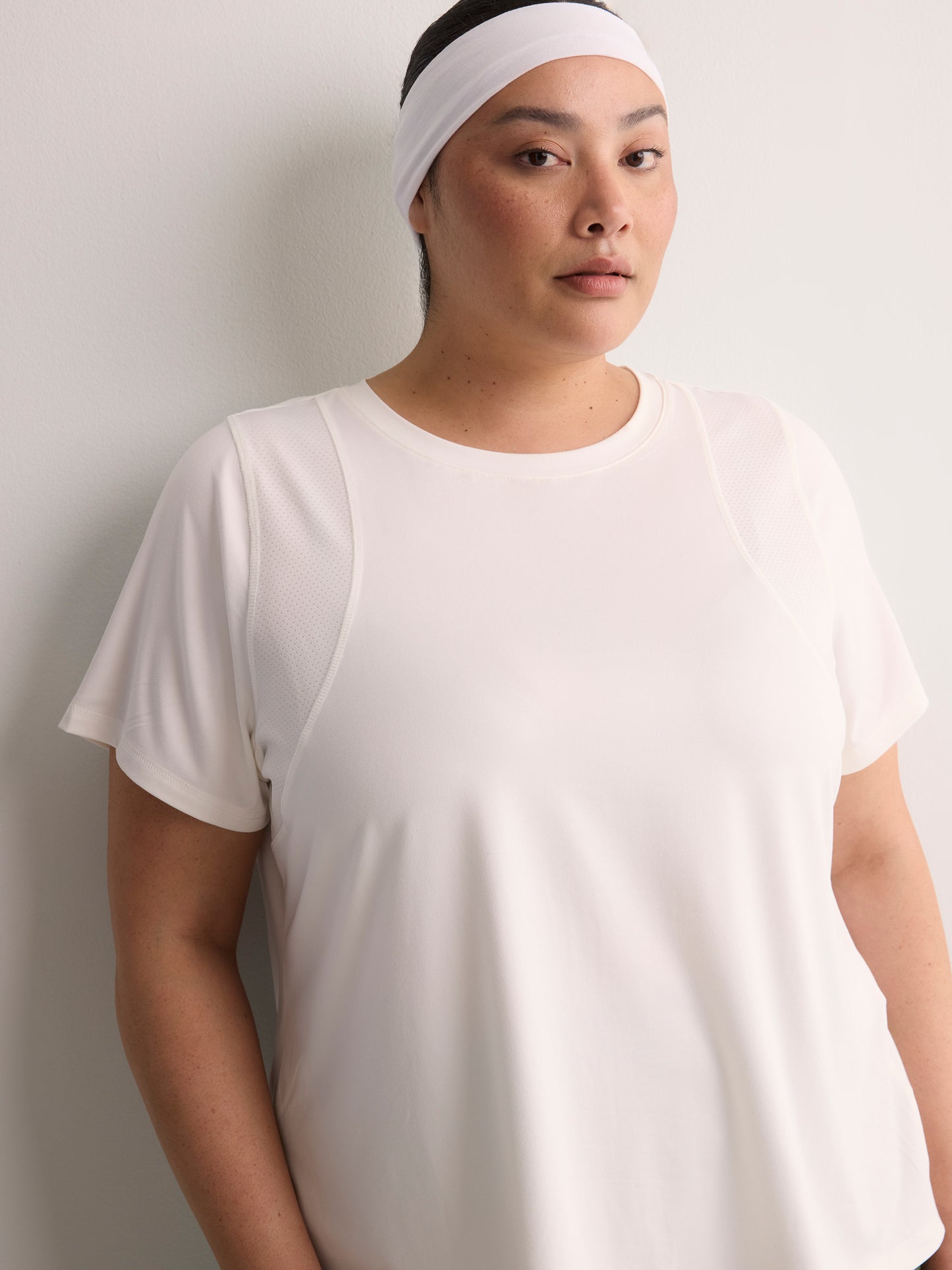 Responsible, Short-Sleeve T-Shirt with Mesh Inserts - Active Zone