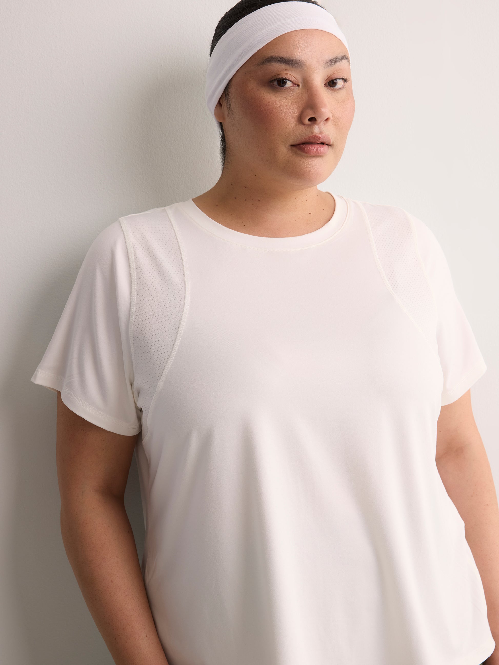 Responsible, Short-Sleeve T-Shirt with Mesh Inserts - Active Zone