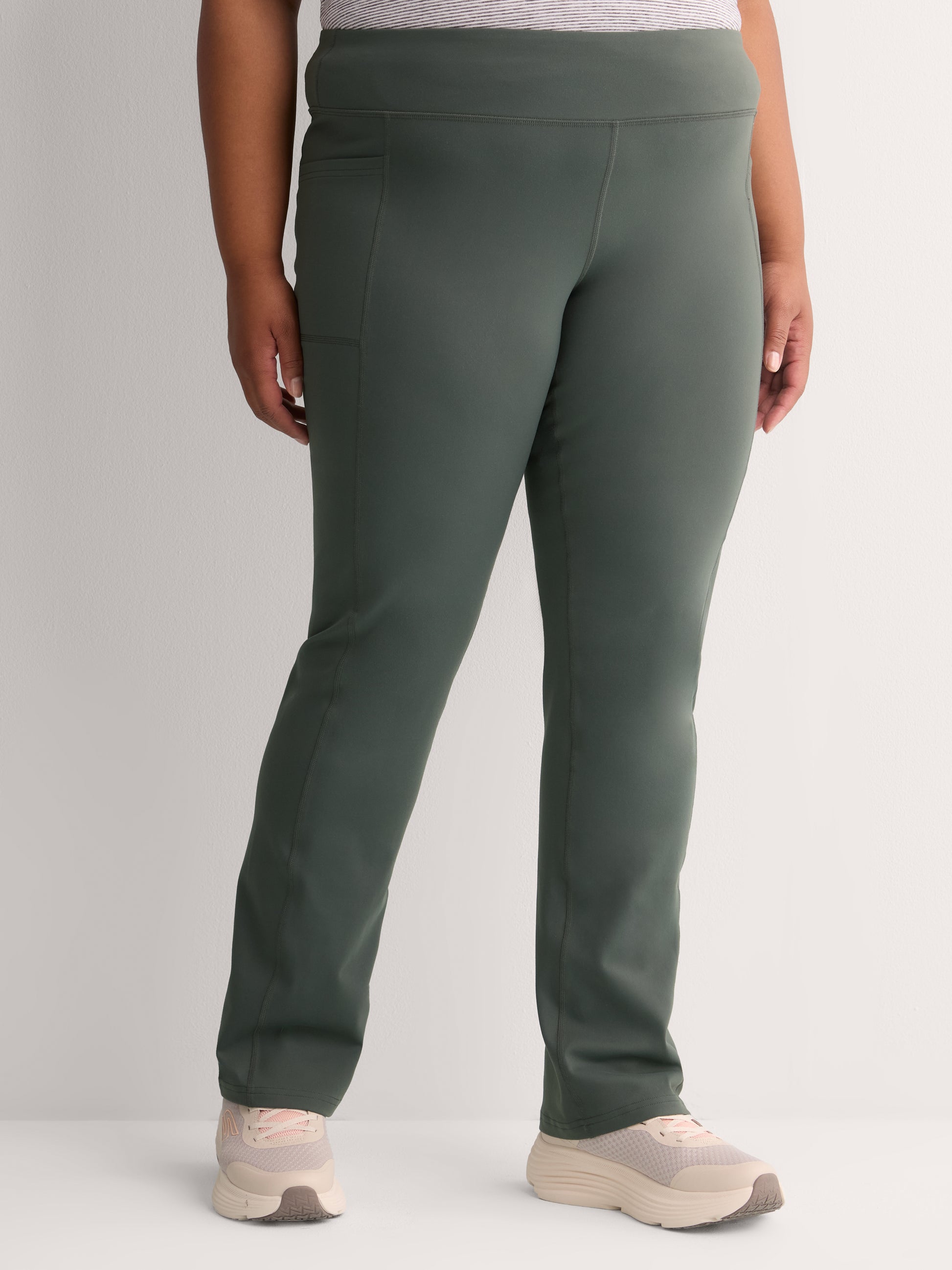 Go Walk Black Ultra Stretch Bootcut Active Pant - Skechers