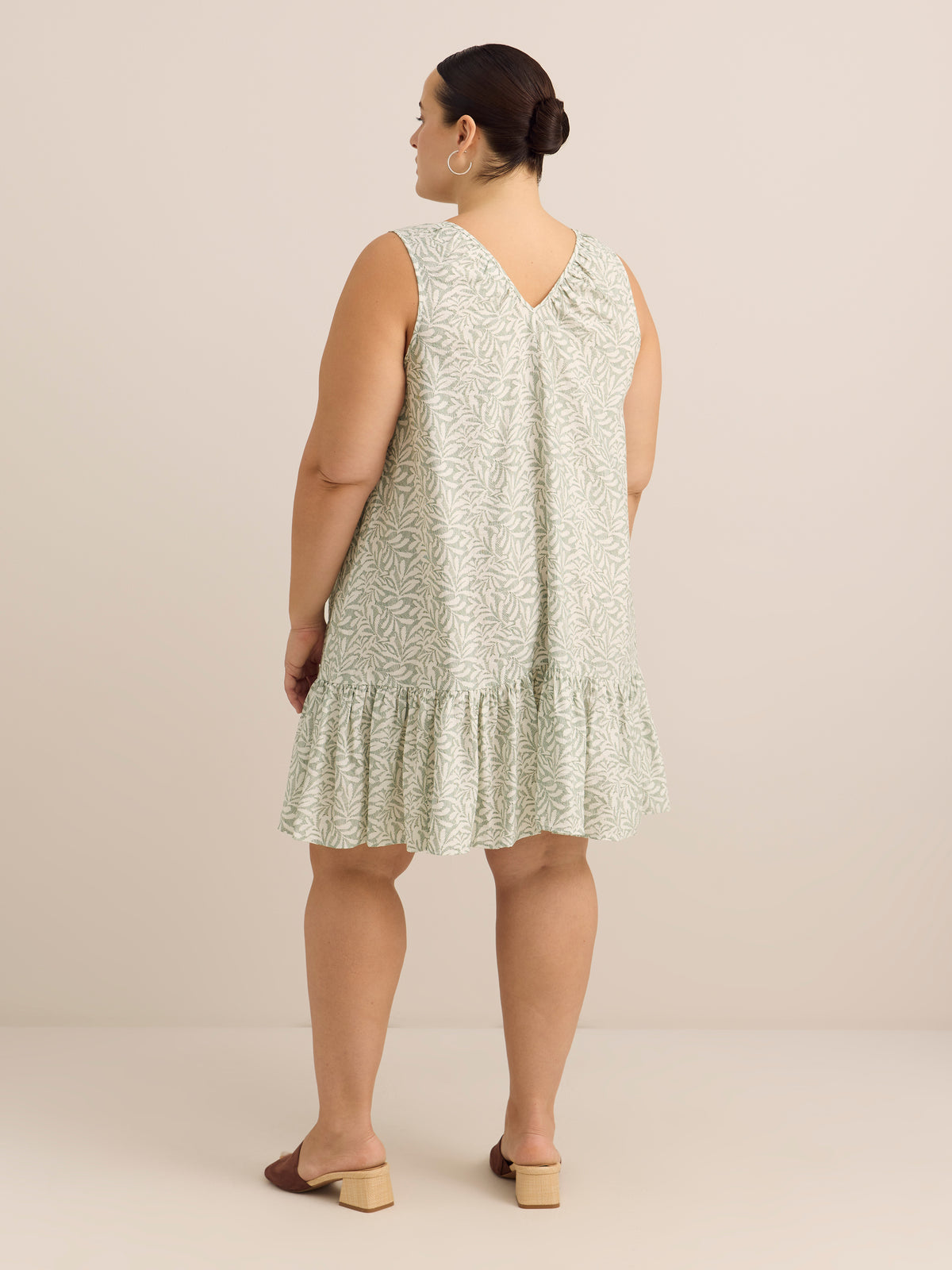 Sleeveless V-Neck Pull-On Swing Dress