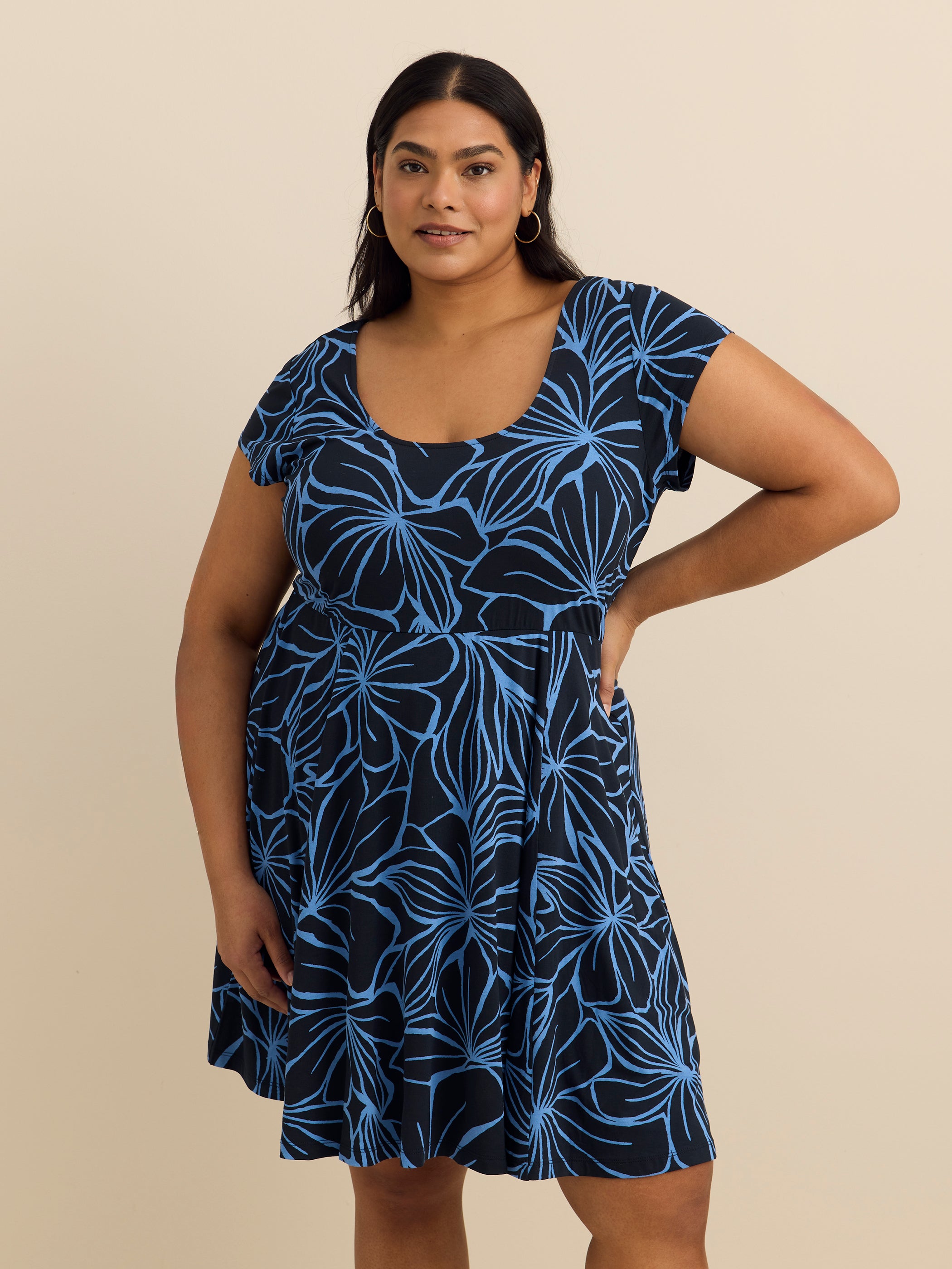 Responsible, Scoopneck Dress with Cap Sleeves