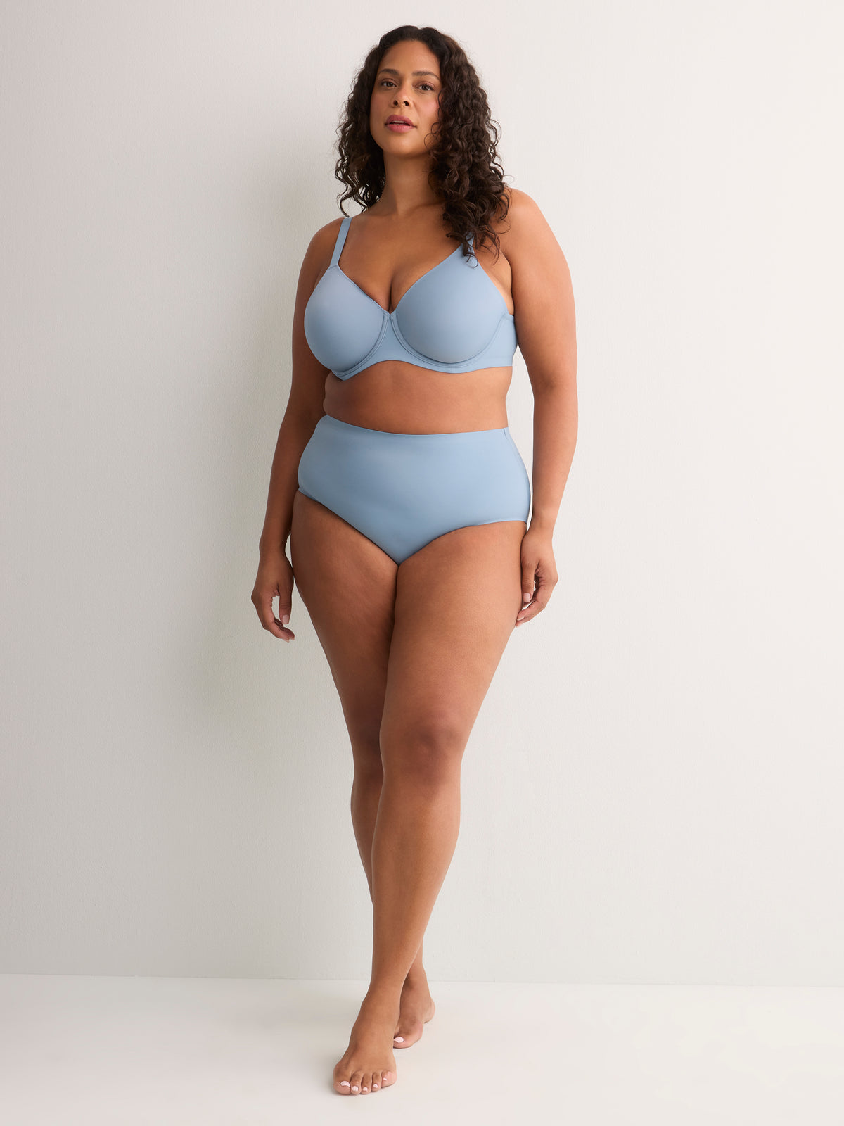 Essential Microfibre Lightly Padded Underwire T-Shirt Bra - tiVOGLIO