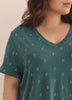 Boyfriend-Fit V-Neck T-Shirt - PENN. Essentials