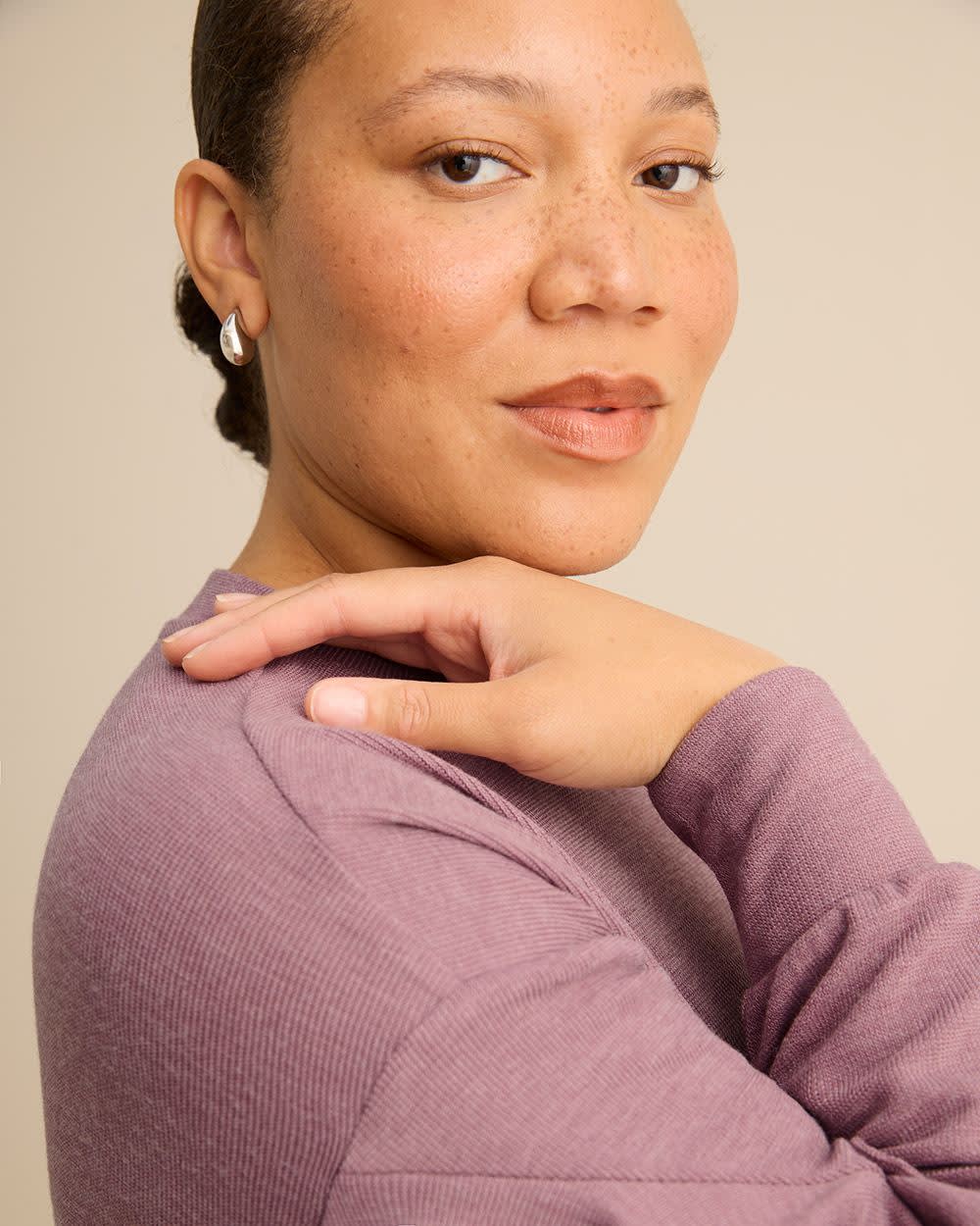 Haut à col rond et manches longues avec volants - Addition Elle