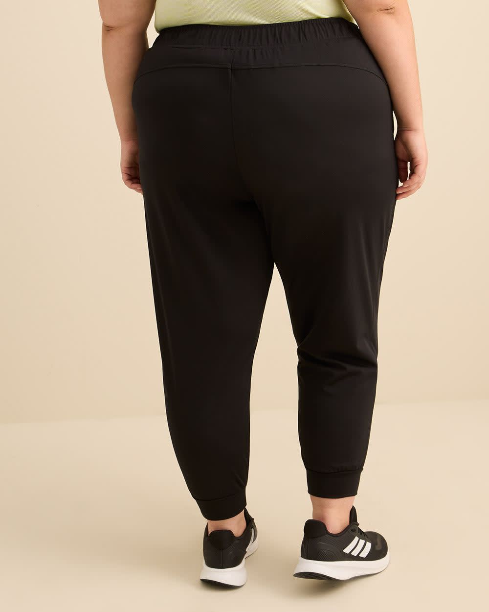 Pantalon de jogging noir, coupe petite, tissu responsable - Active Zone