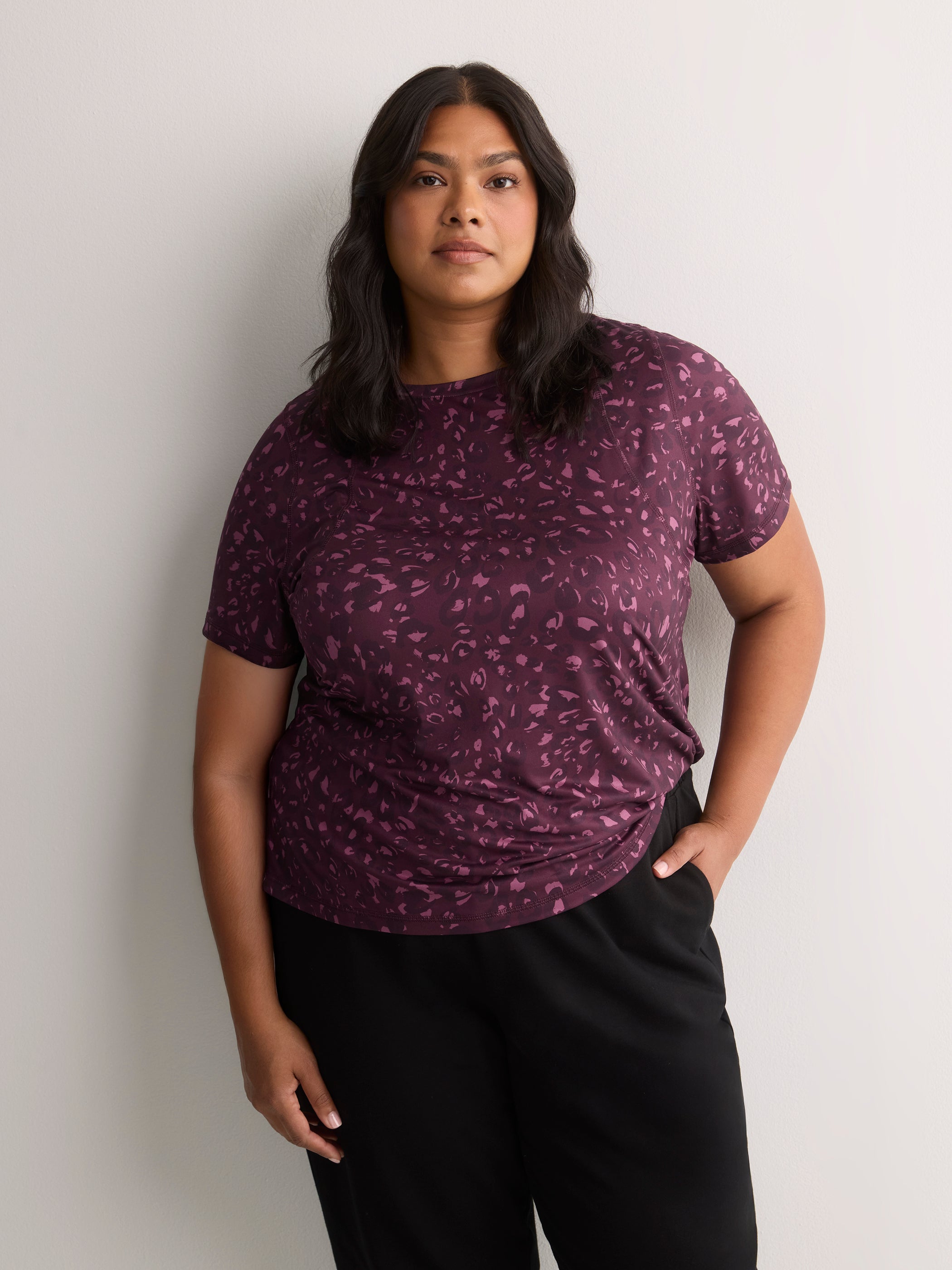 Responsible, Leopard-Print Short-Sleeve T-Shirt with Mesh Inserts - Active Zone