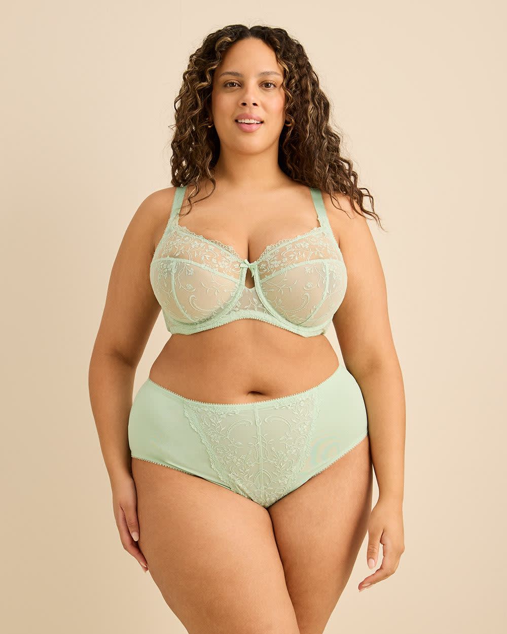 Blue Underwire Floral Embroidered Bra - Déesse Collection