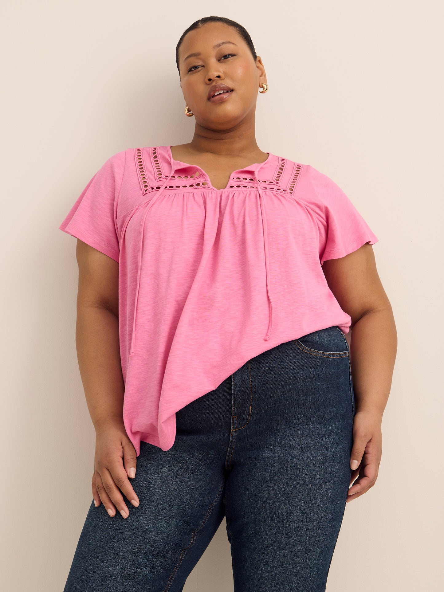 Slight Swing-Fit Crochet-Insert Top