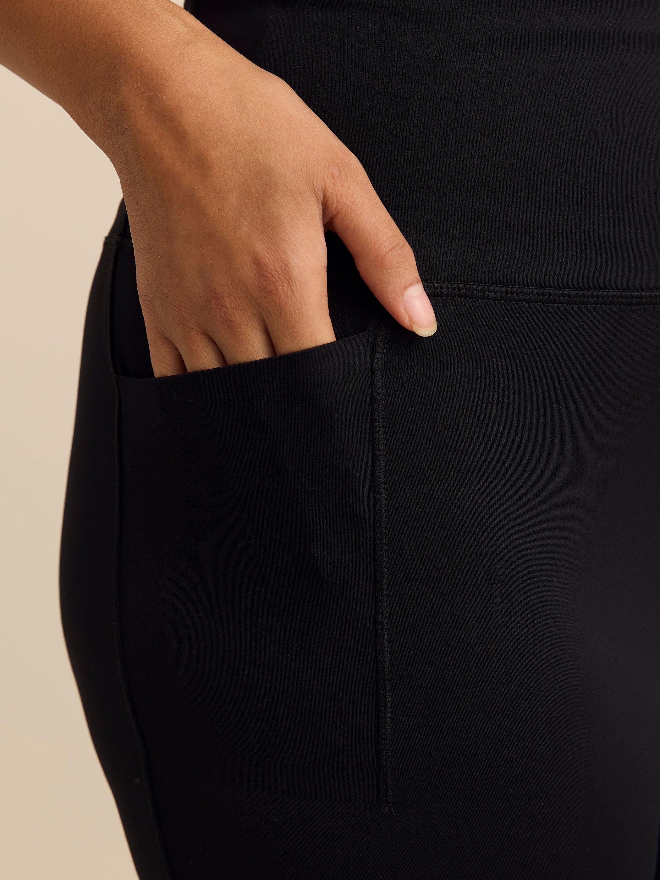 Legging with Pockets - PULSE (R) Hyba