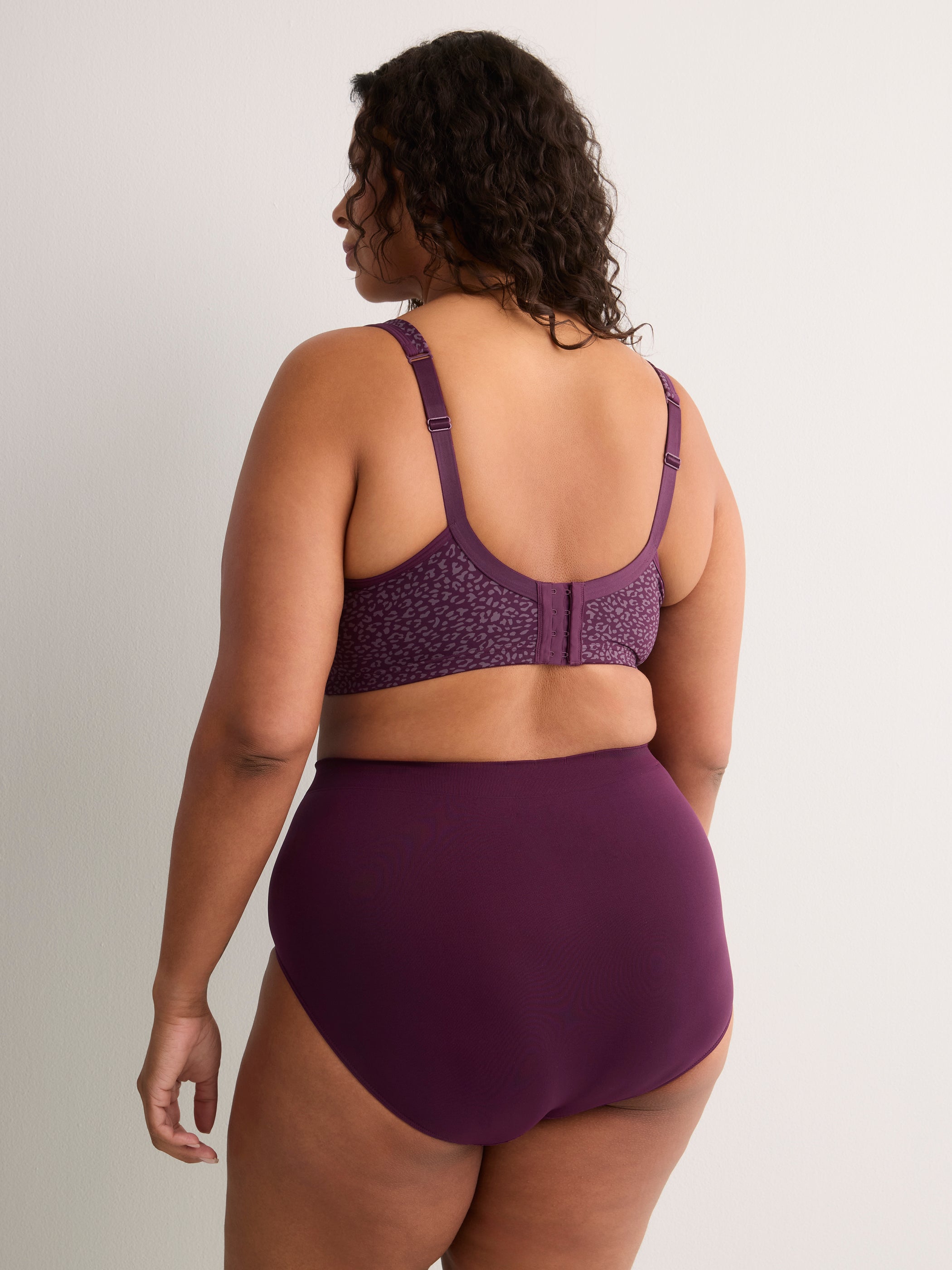 Leopard Wireless Padded T-Shirt Bra with Lace - tiVOGLIO