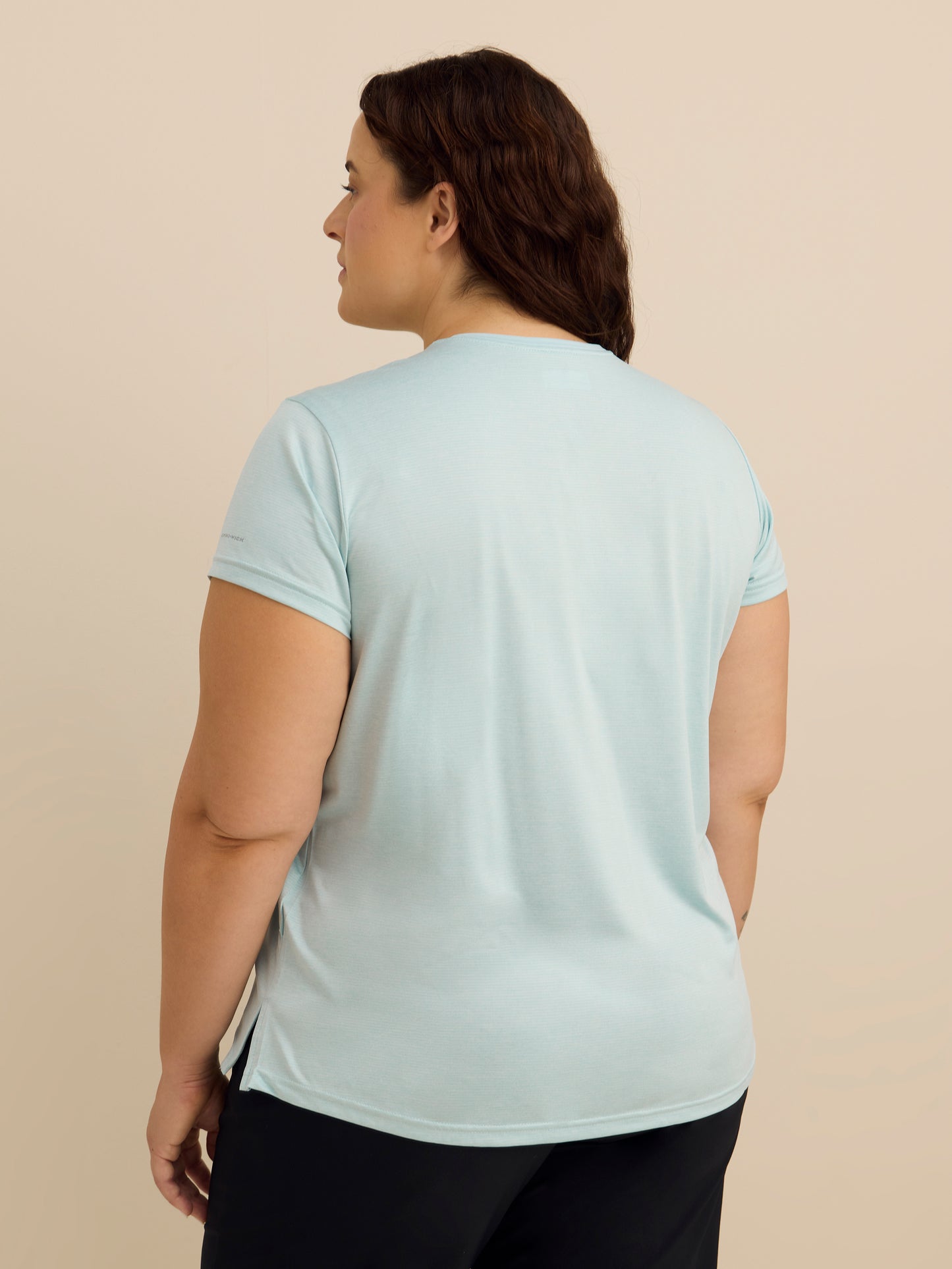 Bluevista Hill Crewneck Tee - Columbia