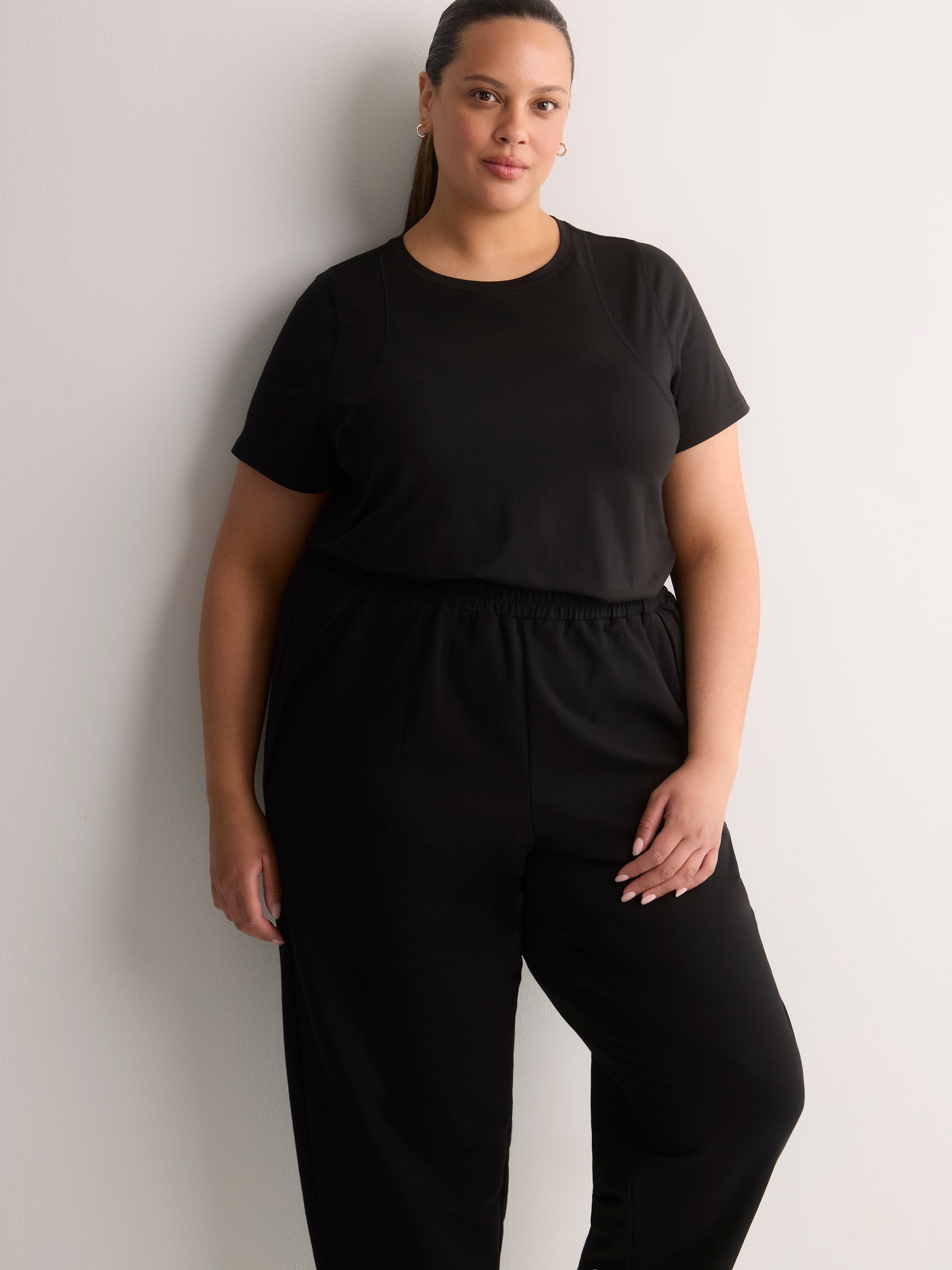 Black Pull-On Barrel-Leg Knit Jogger Pant - Active Zone