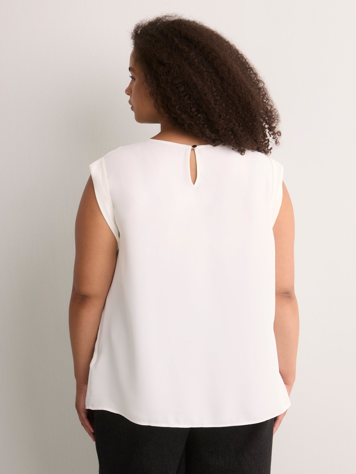 Responsible, Straight Extended-Sleeve Silky Blouse with Decorative Buttons