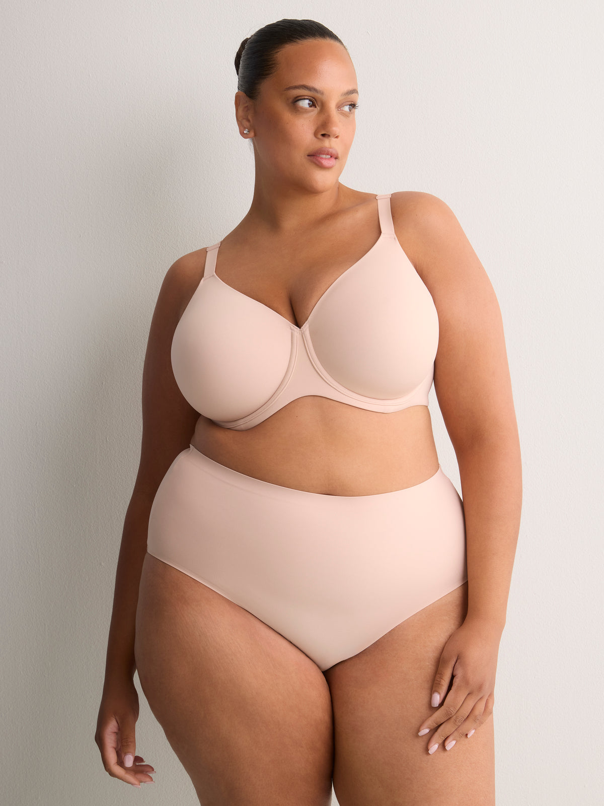 Essential Microfibre Lightly Padded Underwire T-Shirt Bra - tiVOGLIO