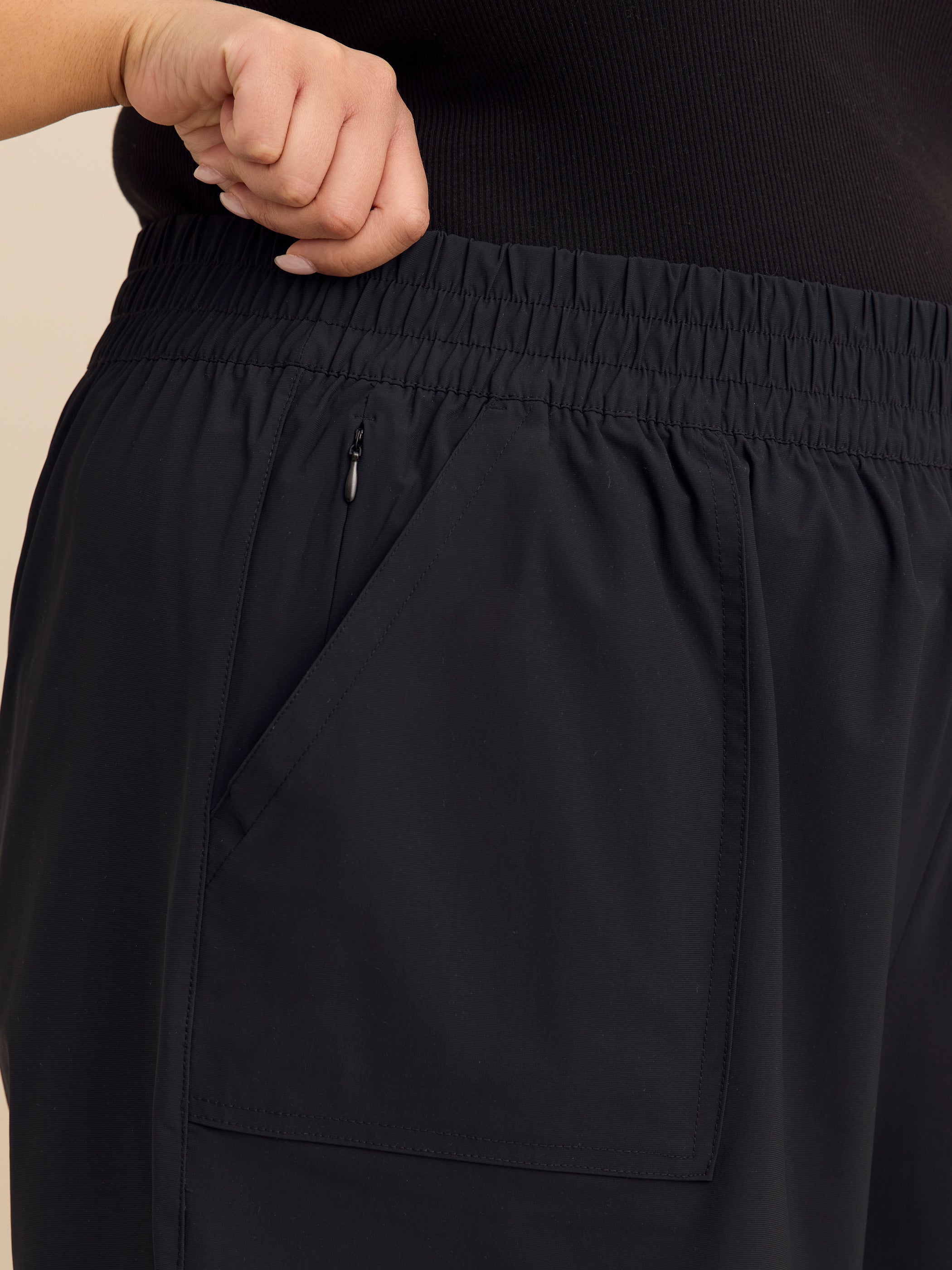 Bermuda with Pockets - ActiveZone