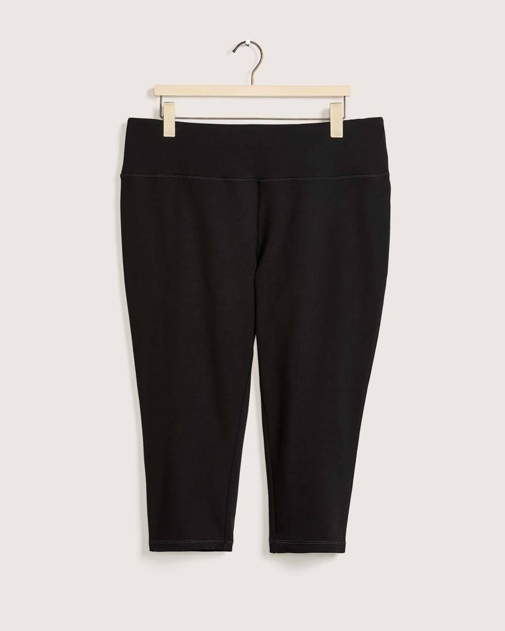 Black Capri Legging - Active Zone