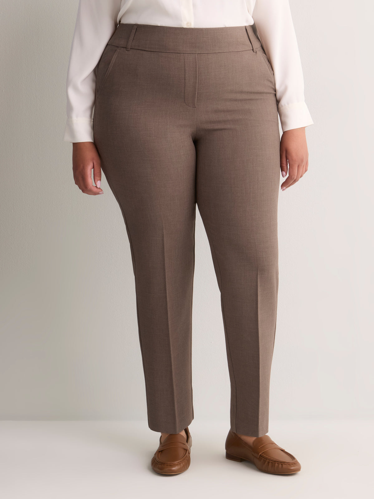 Petite, Brown Slim-Leg Savvy II Pull-On Pant