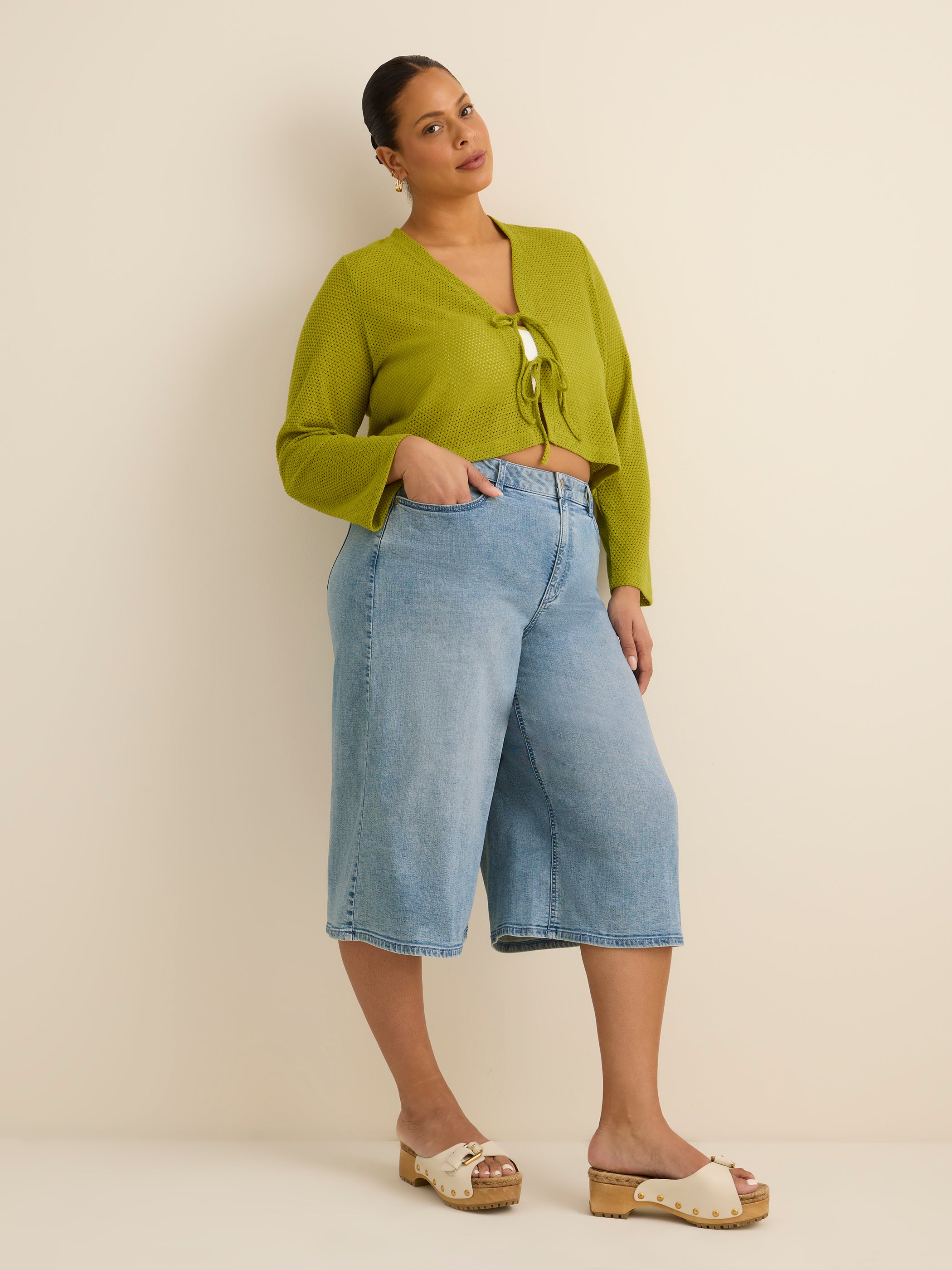 Jean culotte taille moyenne à jambe évasée, coupe galbée - d/C JEANS