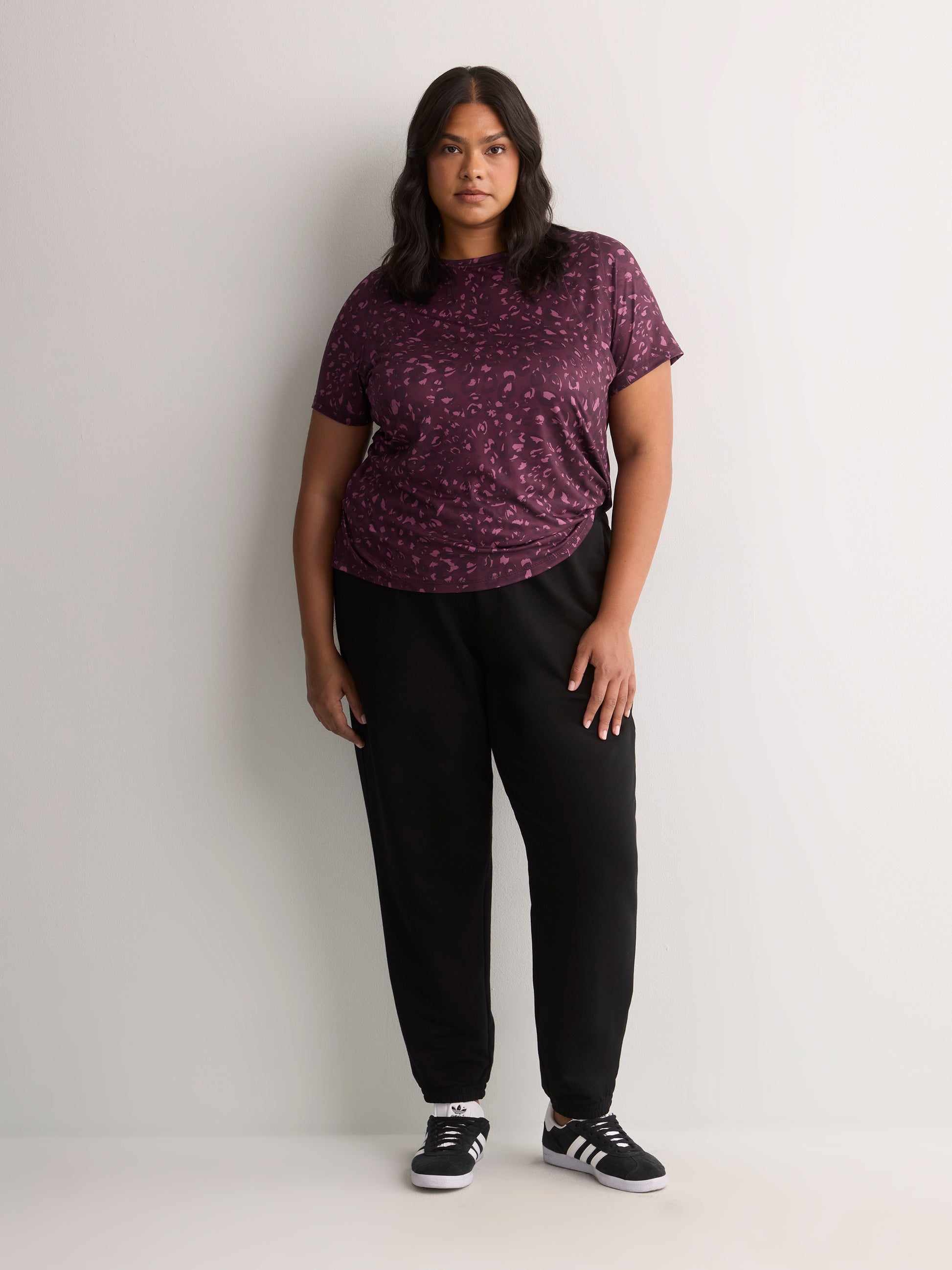 Responsible, Leopard-Print Short-Sleeve T-Shirt with Mesh Inserts - Active Zone
