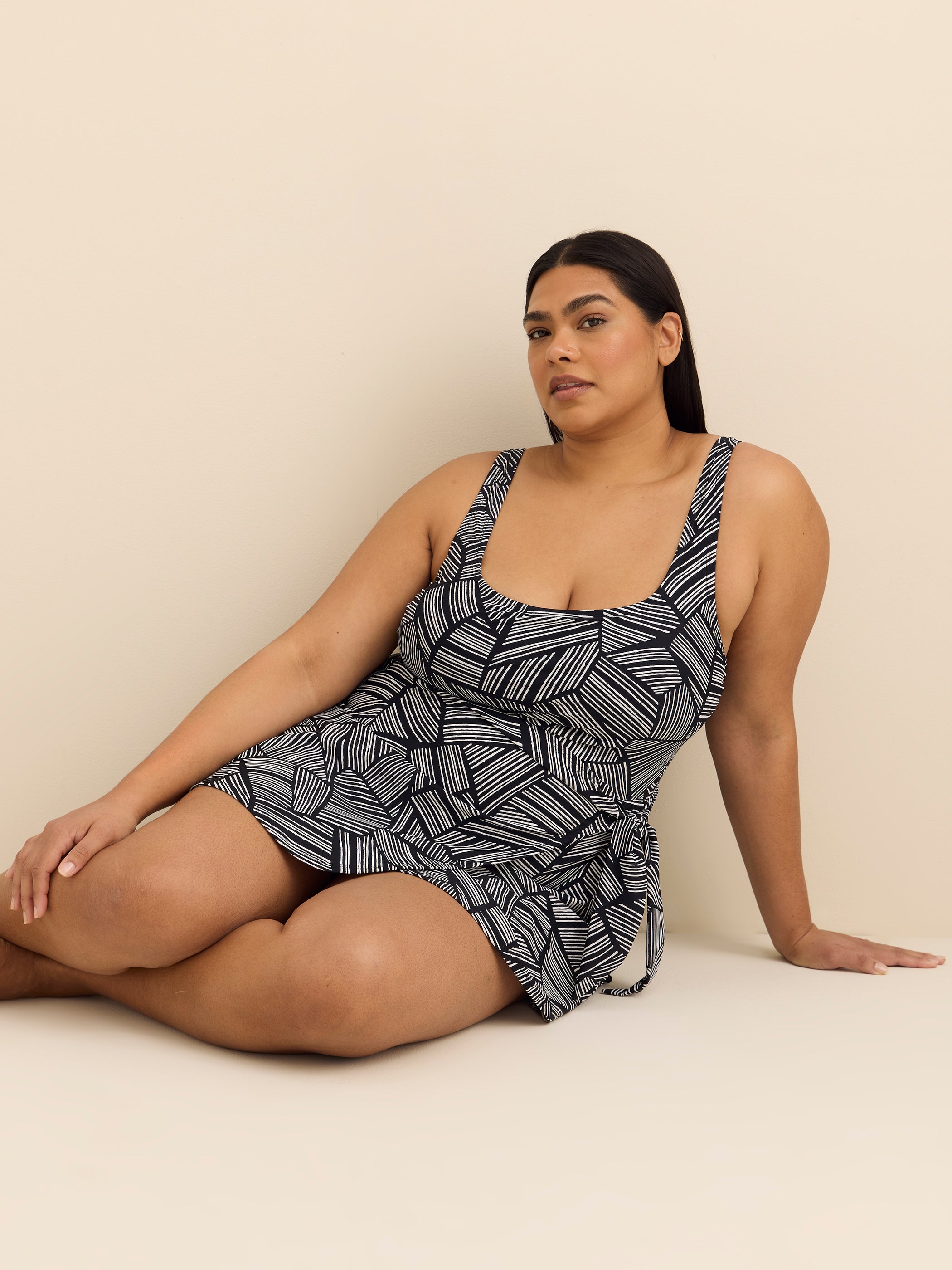 Black Geometric-Print Calabria Swim Dress - Raisins Curve