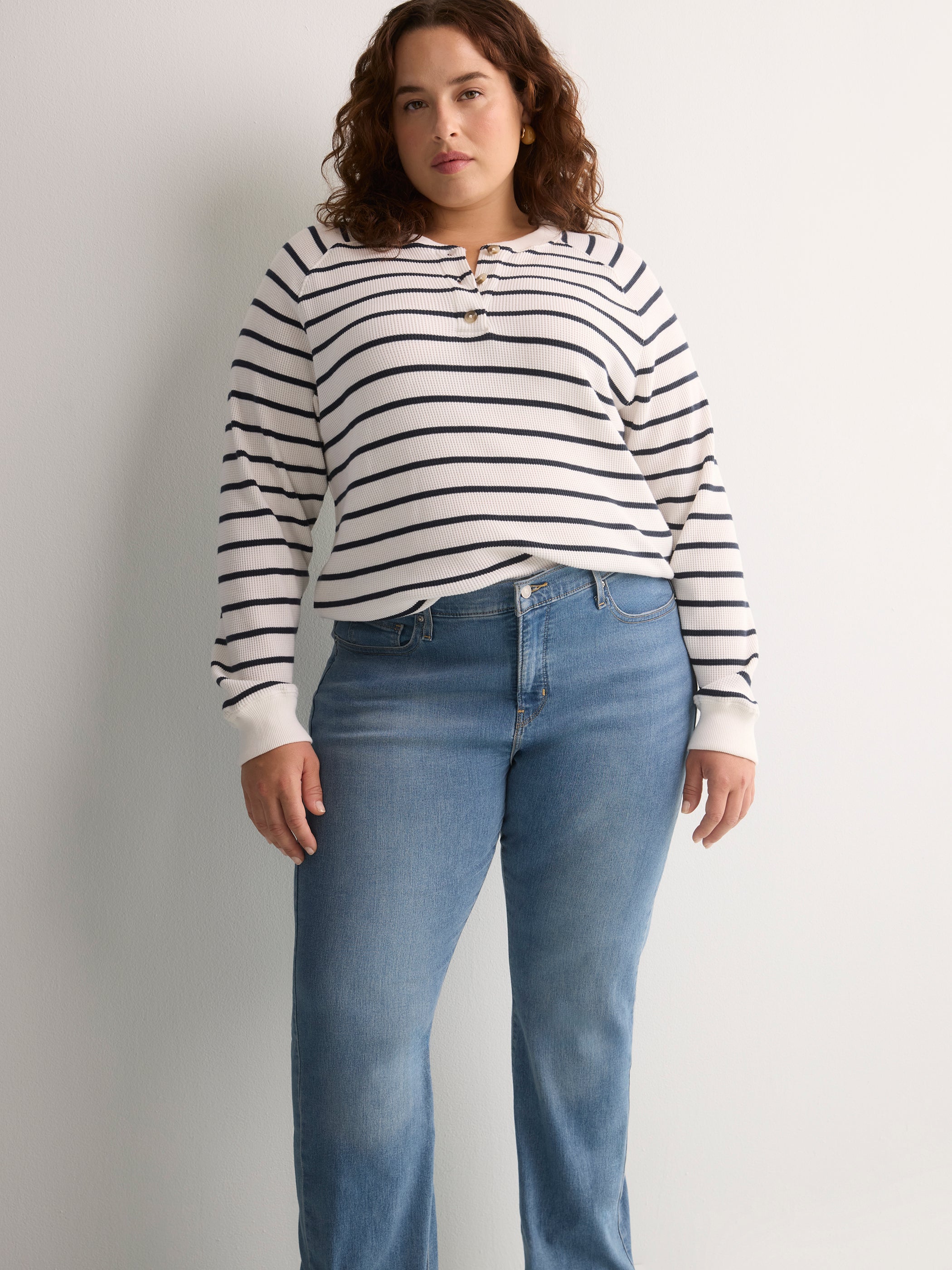 Medium Blue 315 Shaping Bootleg Jean - Levi's