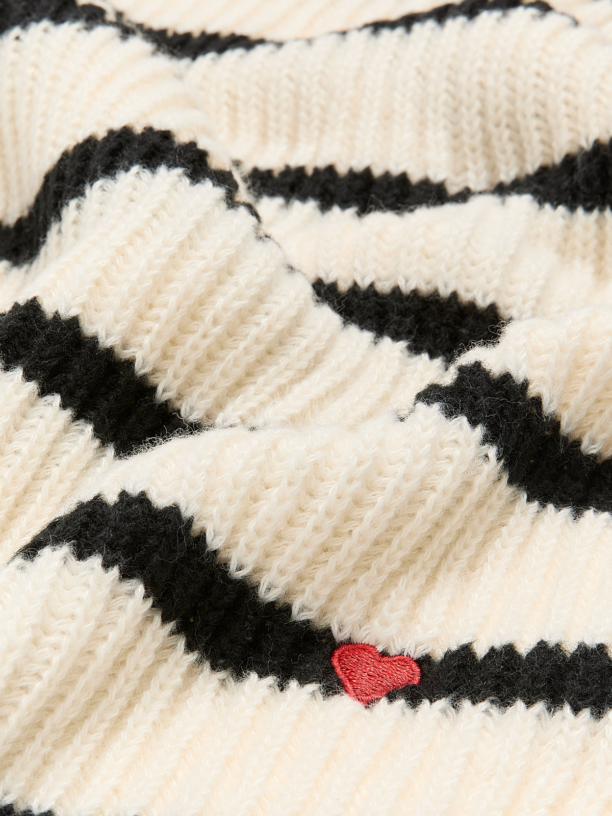 Striped Rib-Knit Scarf with Embroidered Heart