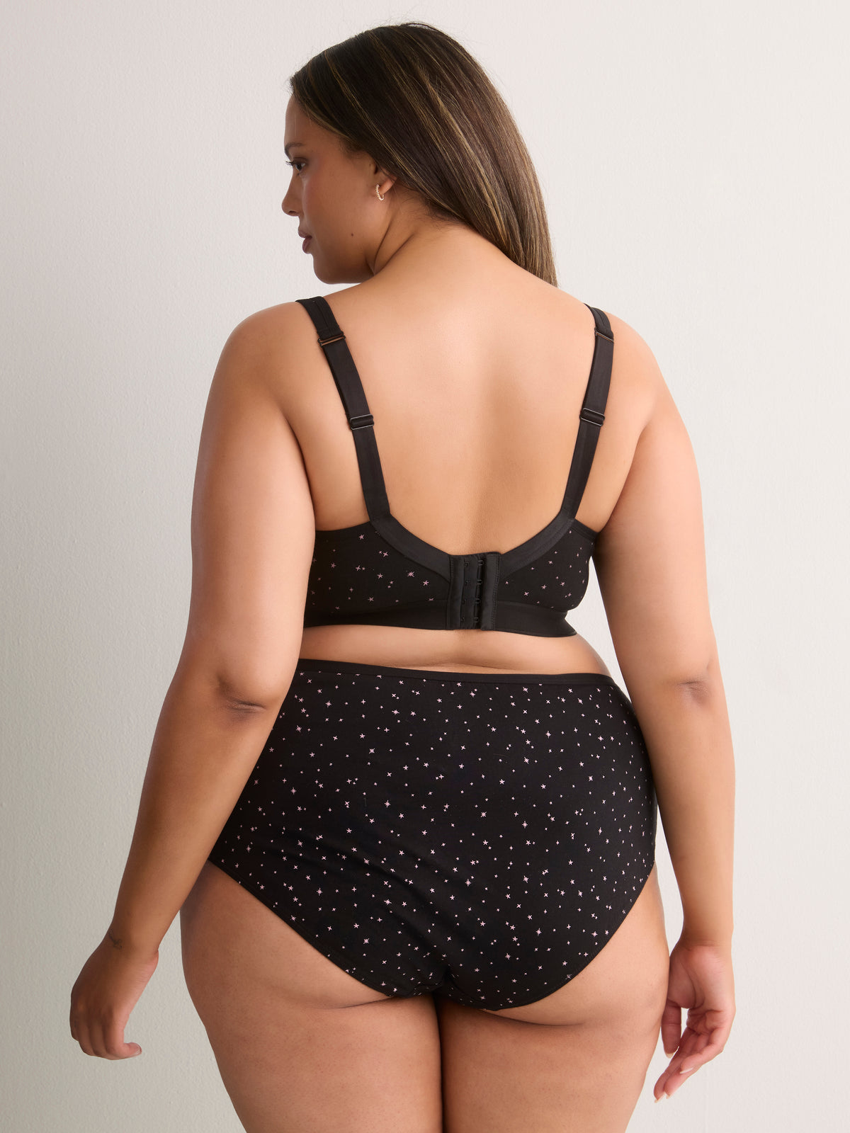 Black Star-Print Wireless Unlined Cotton Bra - tiVOGLIO