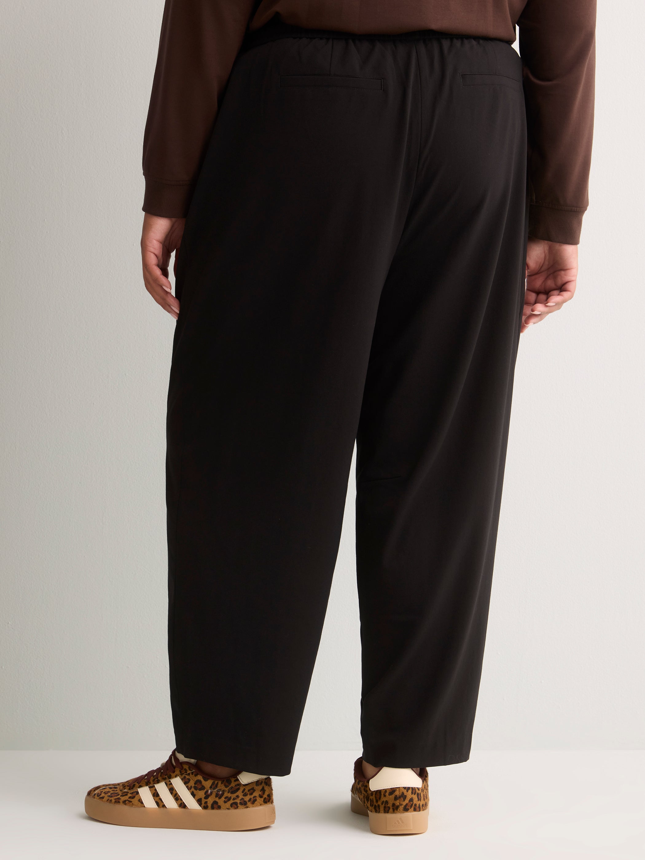 Black Workleisure Barrel-Leg Pull-On Pant
