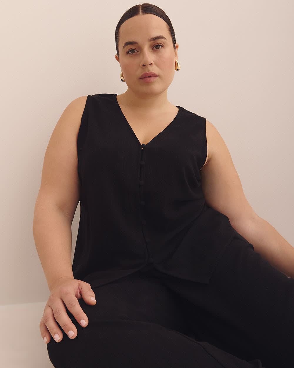 Blouse boutonnée sans manches à encolure en V