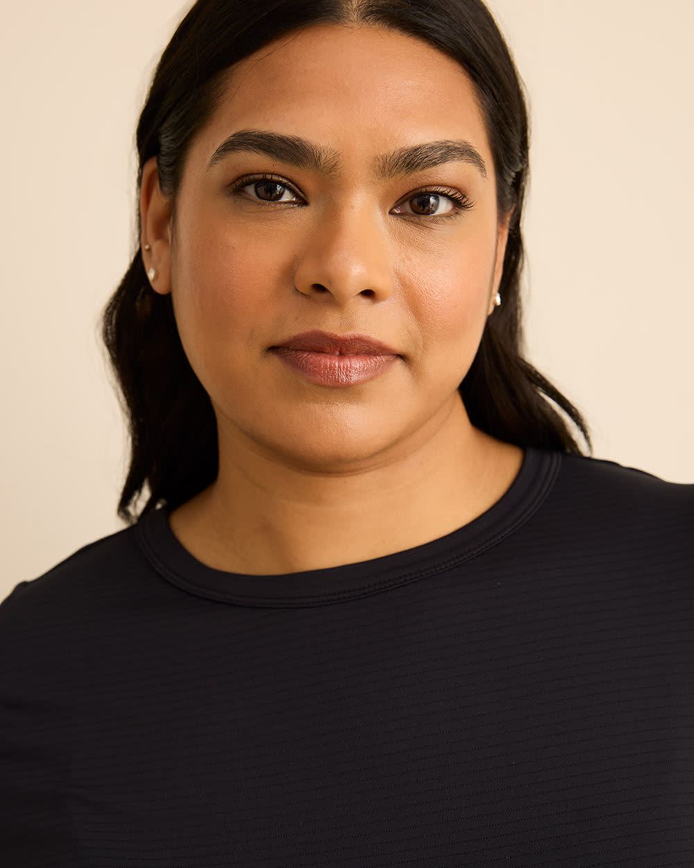 Crewneck T-Shirt with Side Slits - Active Zone