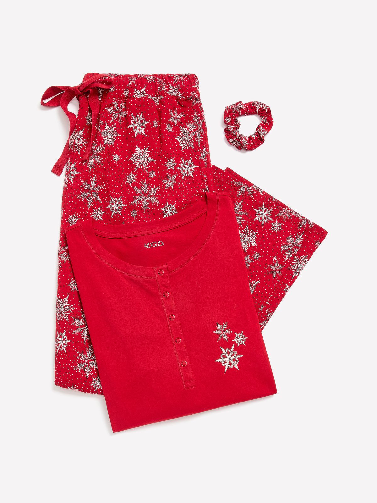 Red Snowflake Henley Tee and Straight Pant Pyjama Set - tiVOGLIO