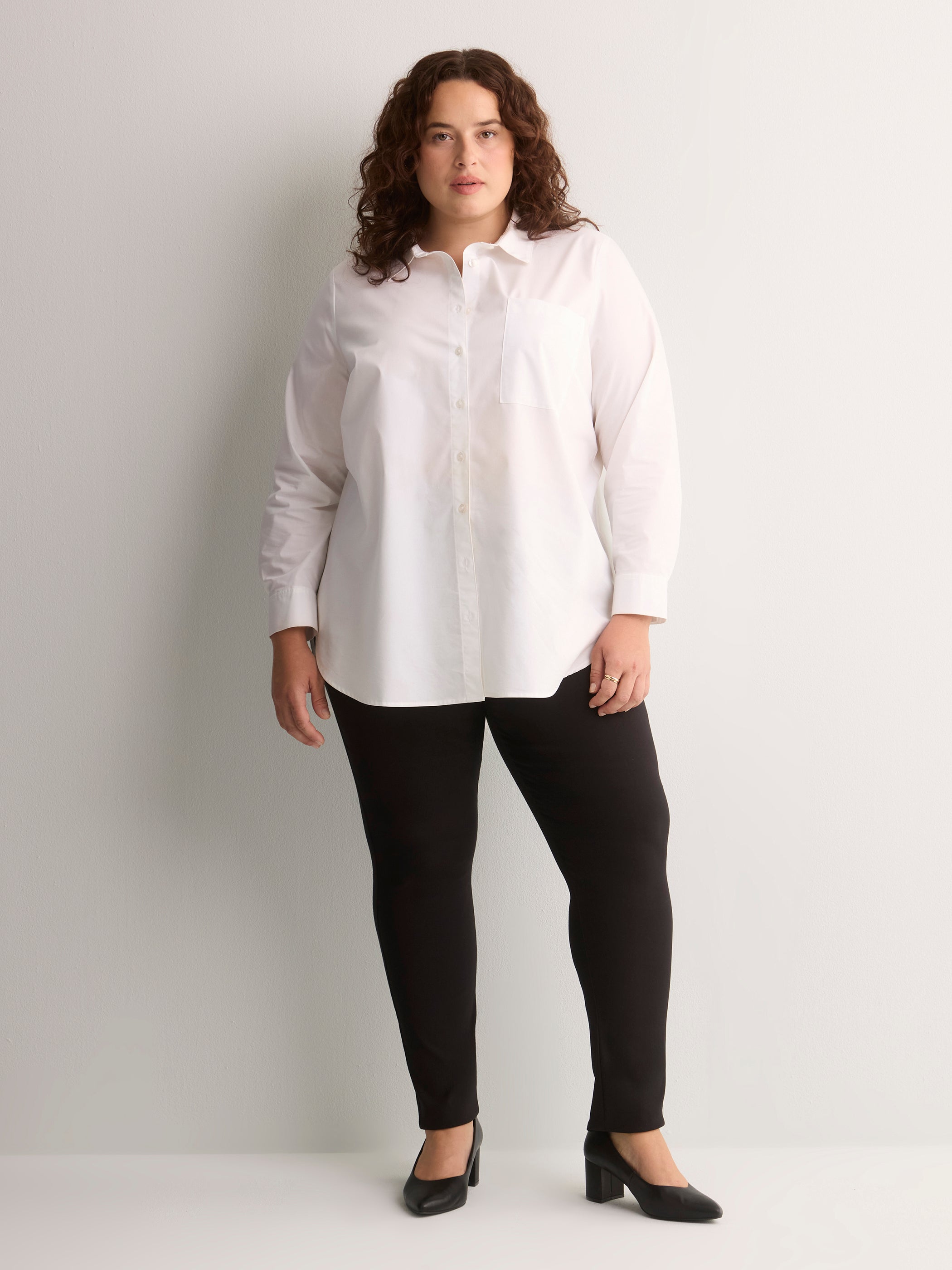 Responsible, Petite, Black Skinny-Leg Savvy Pant - PENN. Essentials