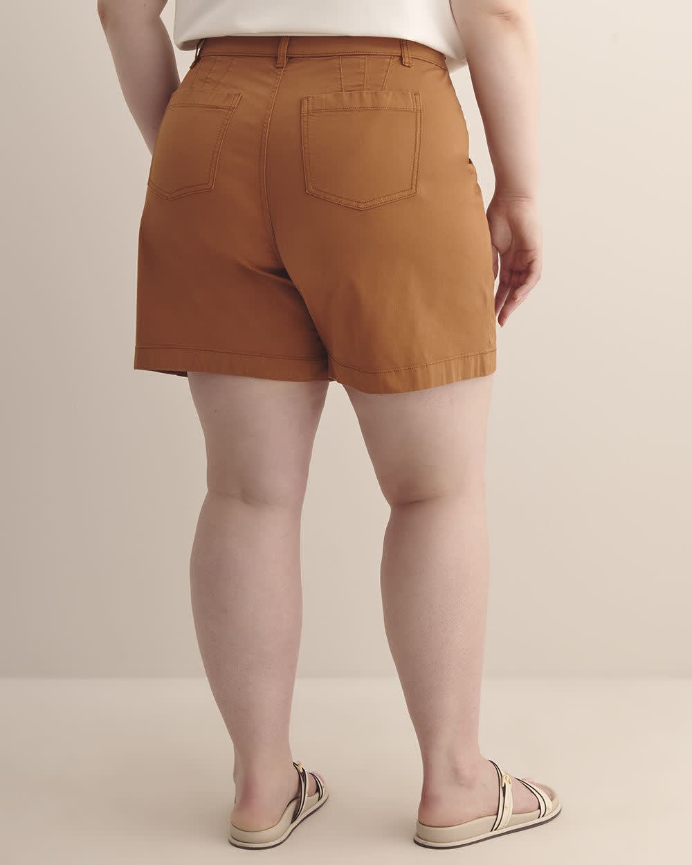 Short en coton, coupe galbée