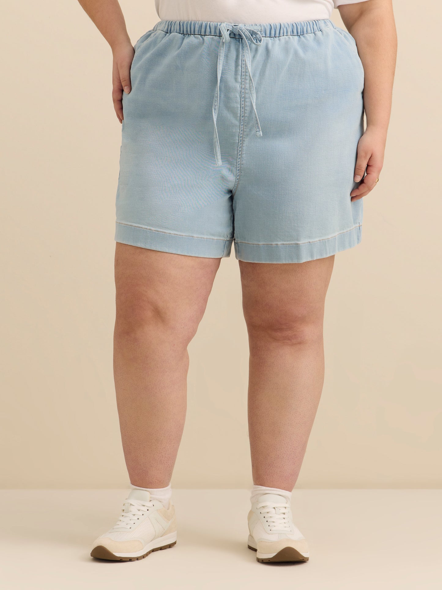 Mid-Rise Knit Denim Shorts - d/C Jeans