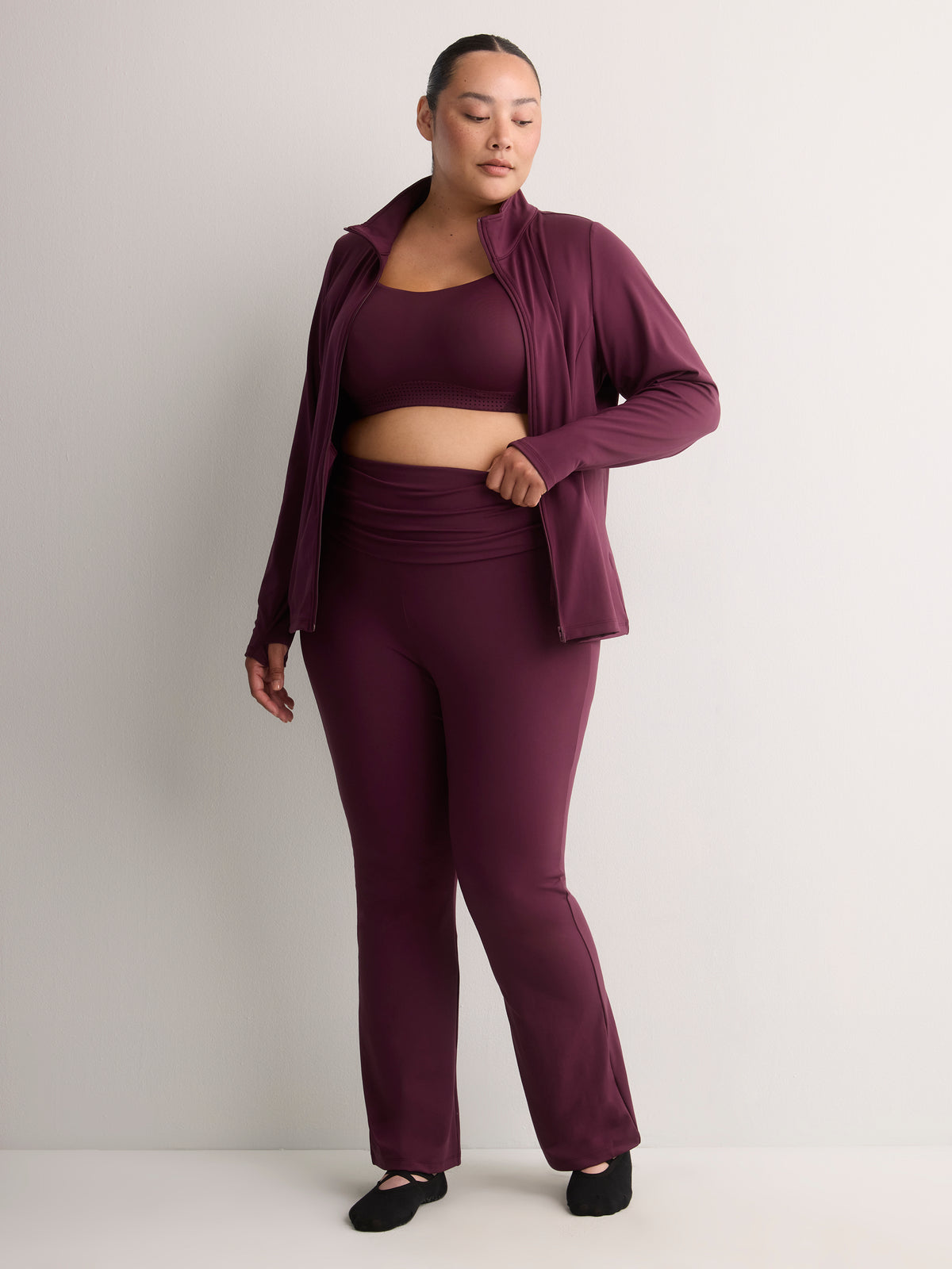 Responsible, Petite, Yoga Legging with Shirring Waistband - Active Zone