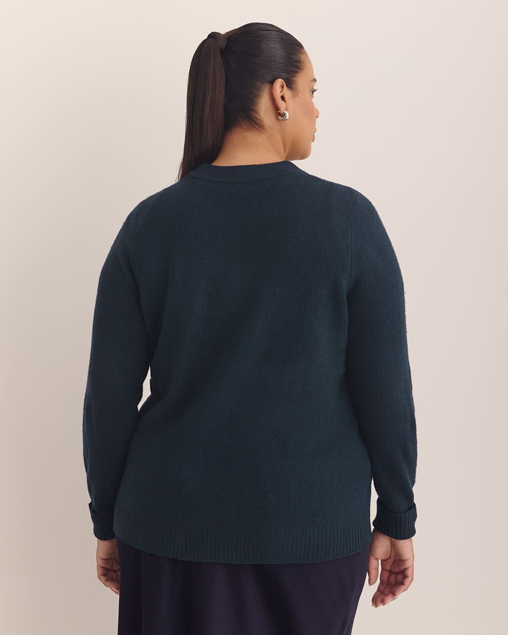 Pull à col rond et mailles métalliques