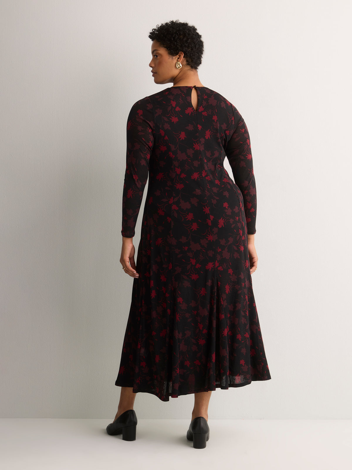 Black Floral Fit-and-Flare Shirred Maxi Dress