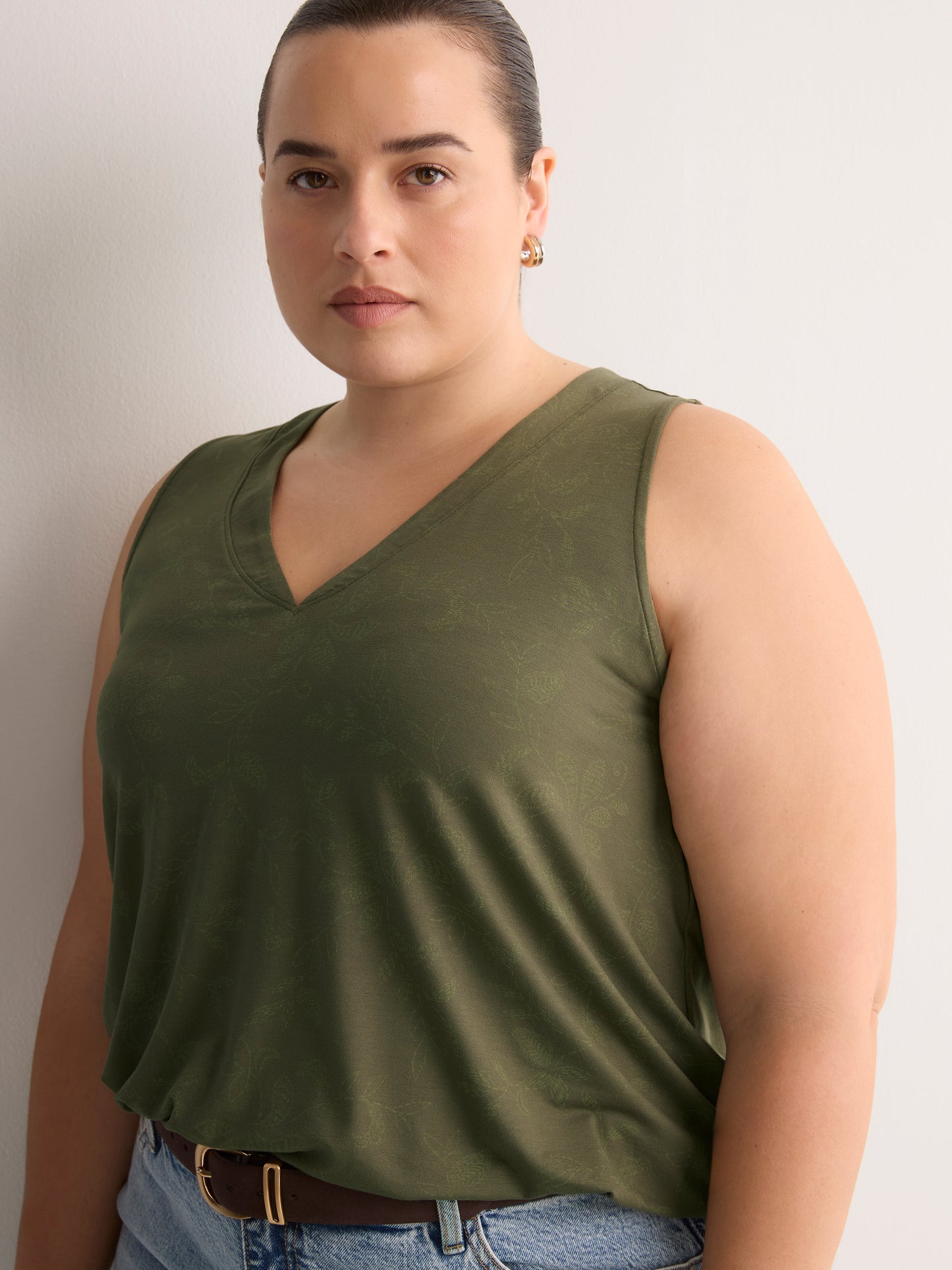 Responsible, Gray Leaf-Print Sleeveless V-Neck Swing Top