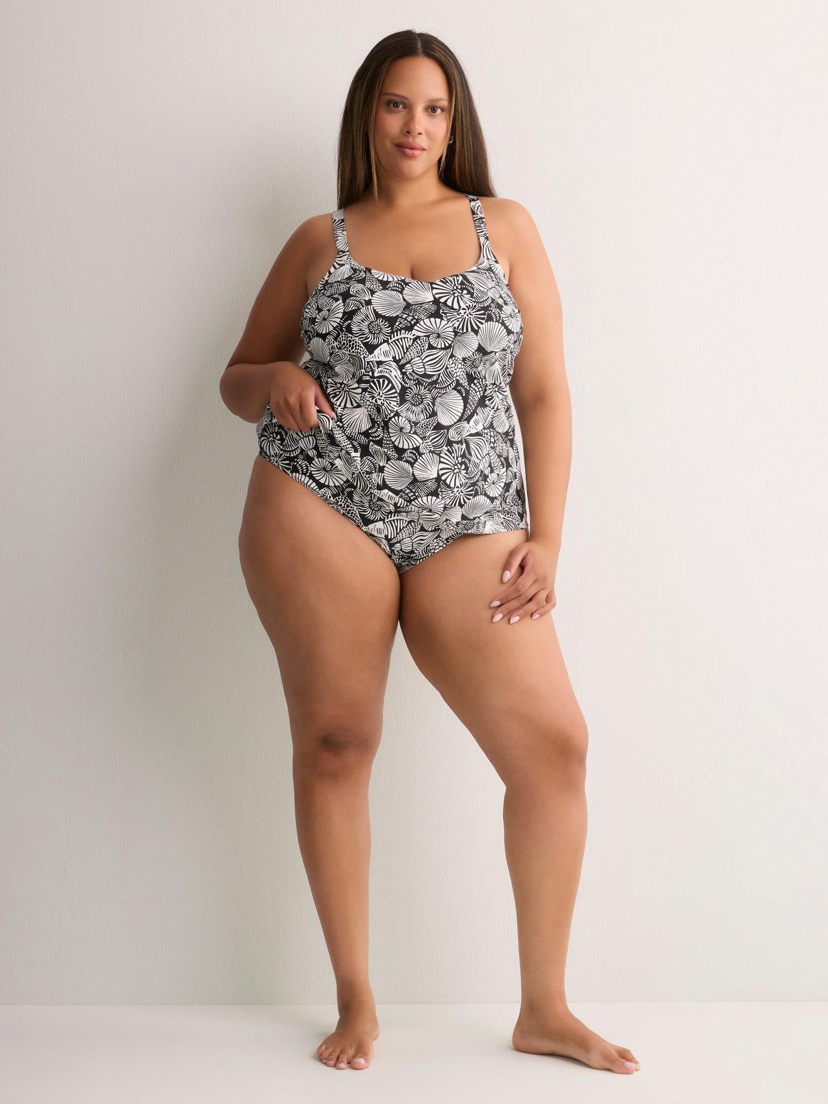 Black Seashell Semi-Fitted Tankini Top with Back Ring Detail