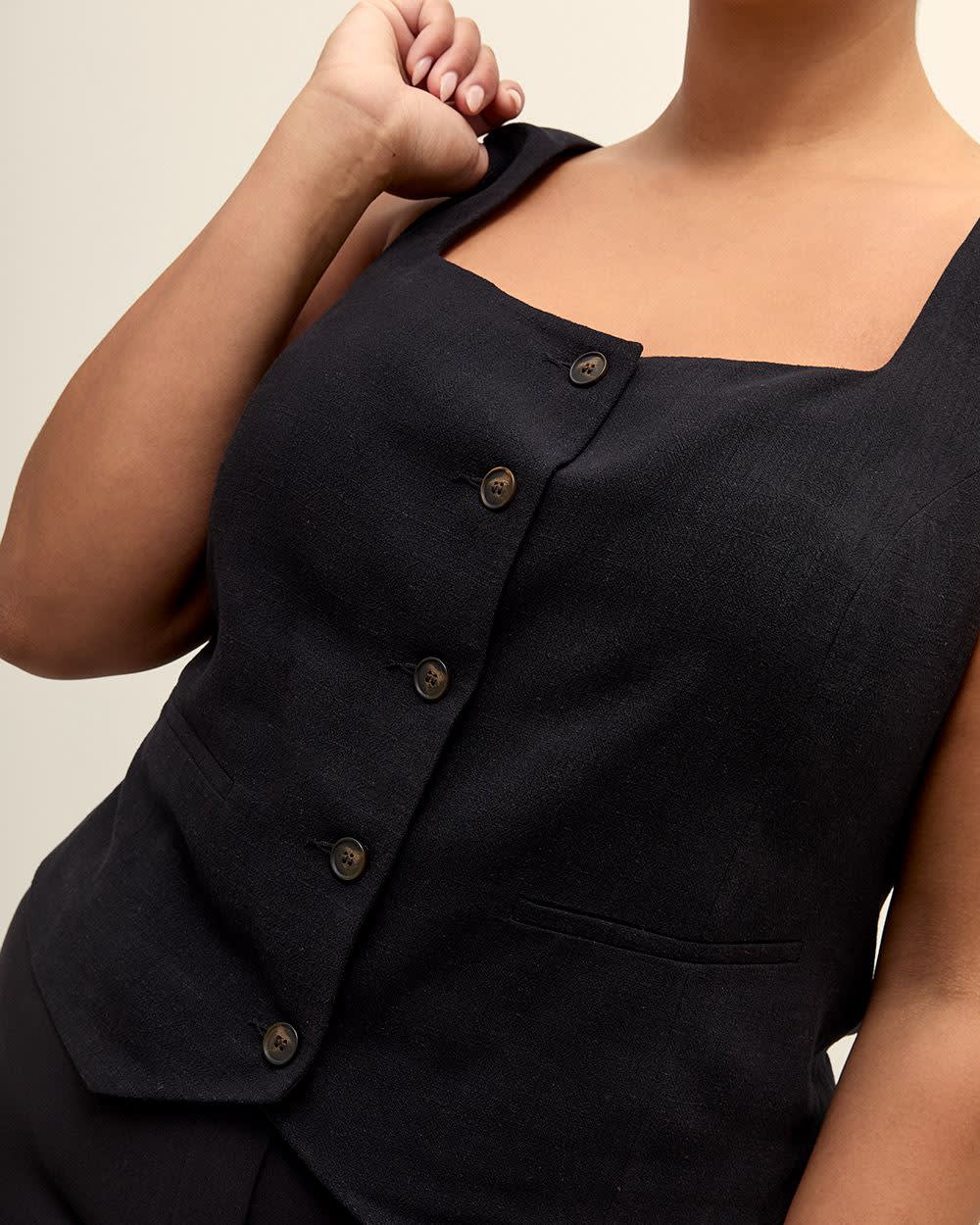 Veste sans manches ajustée à  encolure carrée