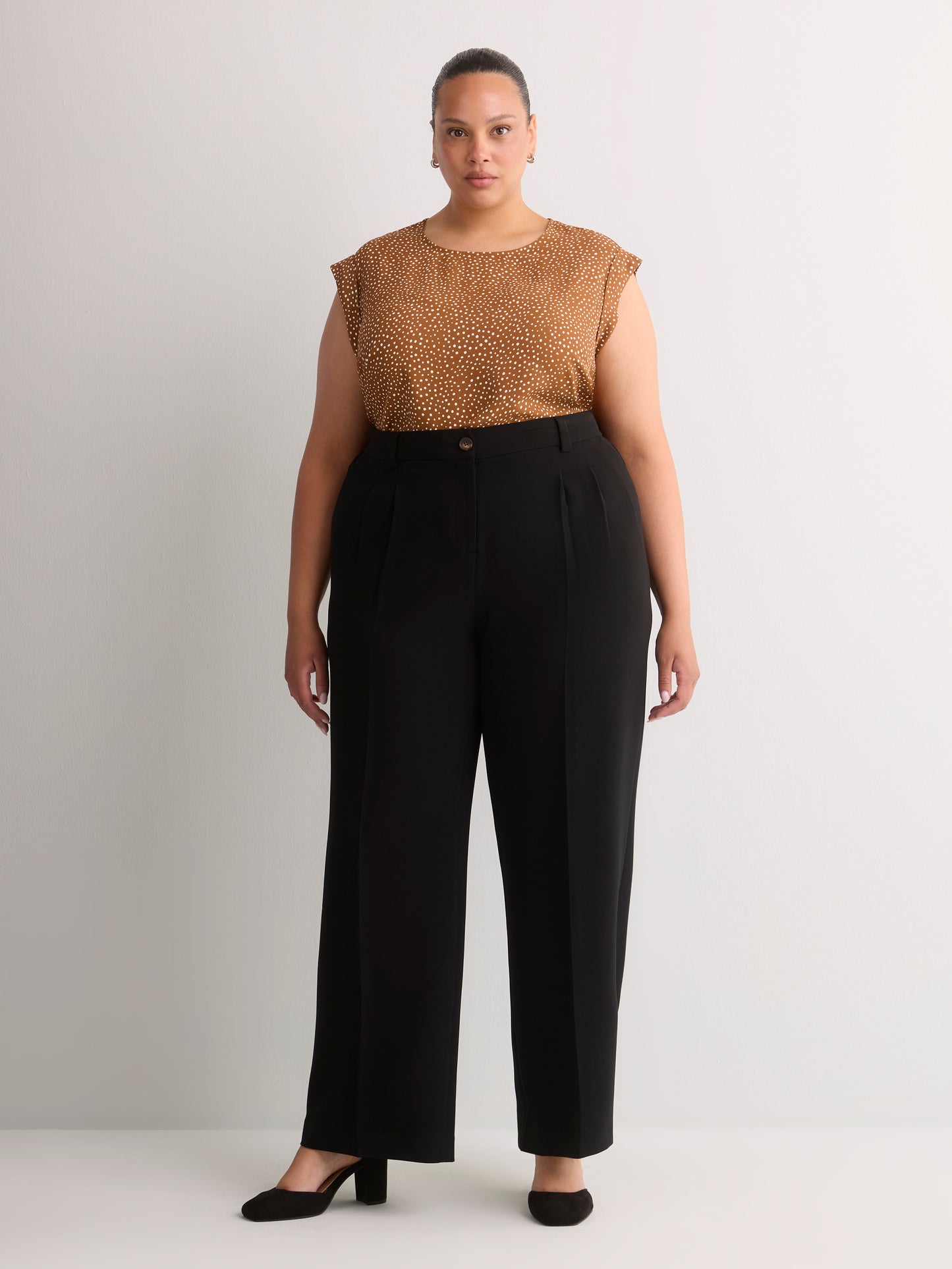 Wide-Leg City Pant