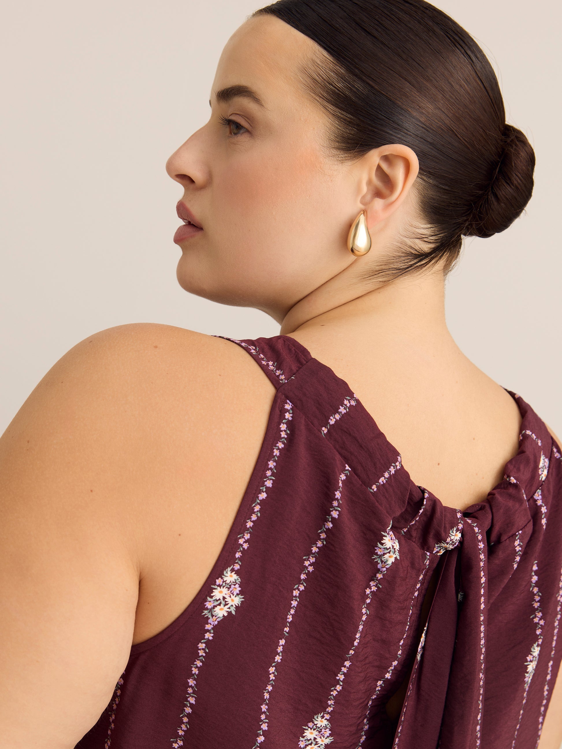 Sleeveless A-Line Halter Maxi Dress with Back Bow Tie