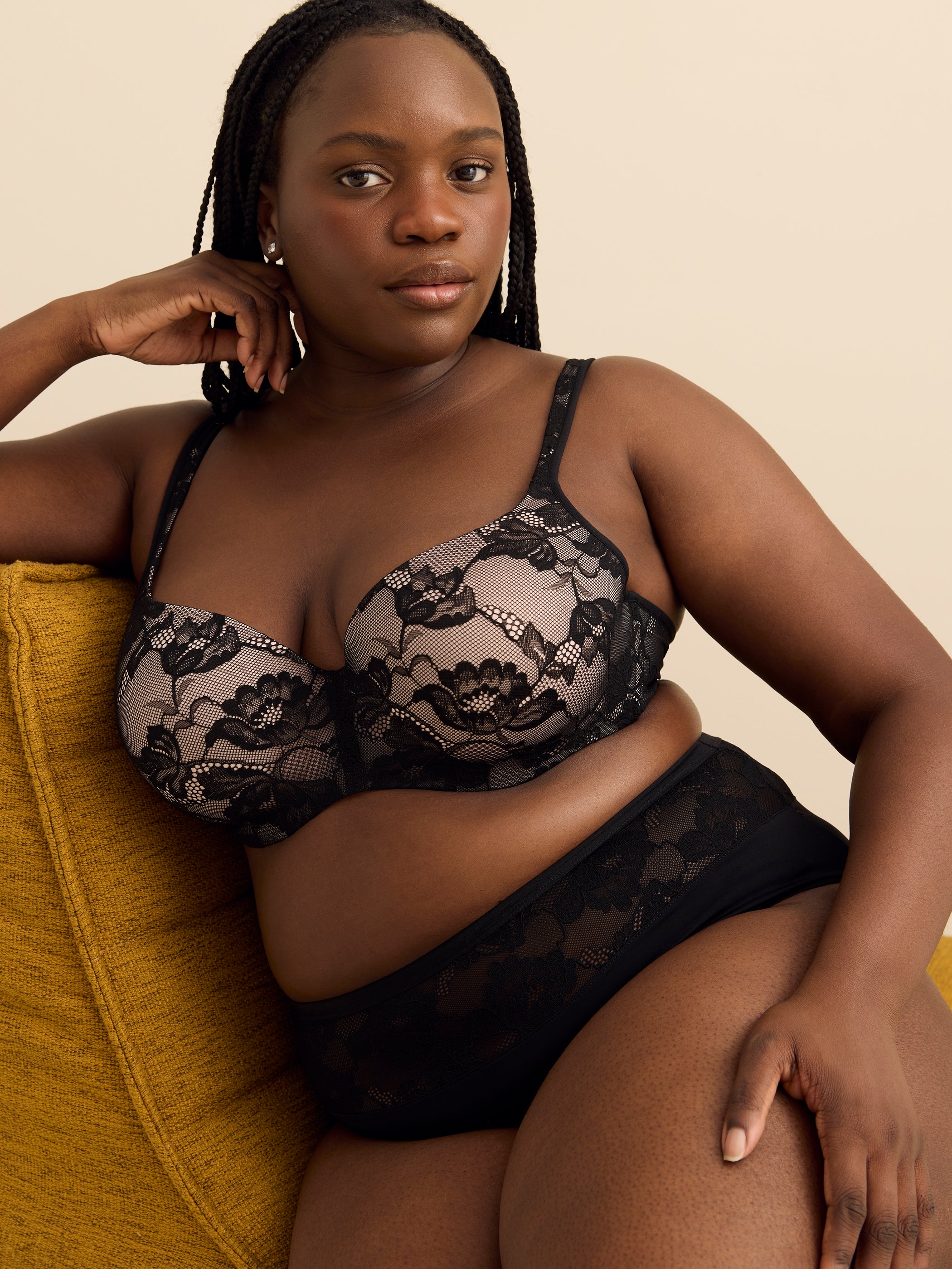 Culotte essentielle en microfibre avec dentelle - Déesse Collection