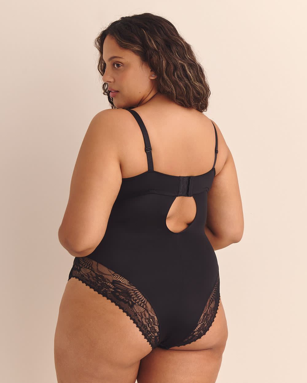 Maillot de corps noir sexy en dentelle, avec armatures - Déesse Collection