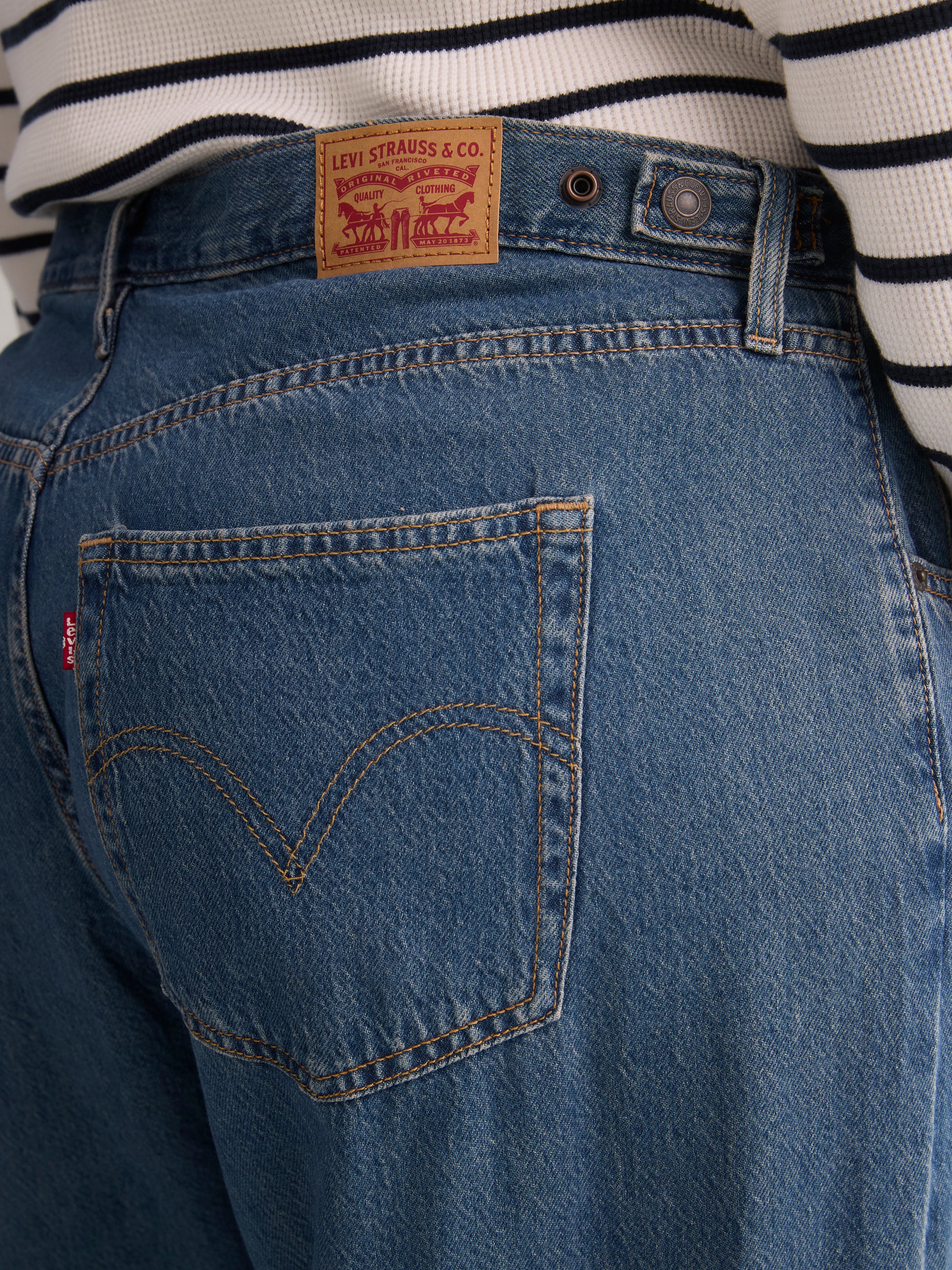 Medium Blue Cinch Baggy-Leg Jean - Levi's