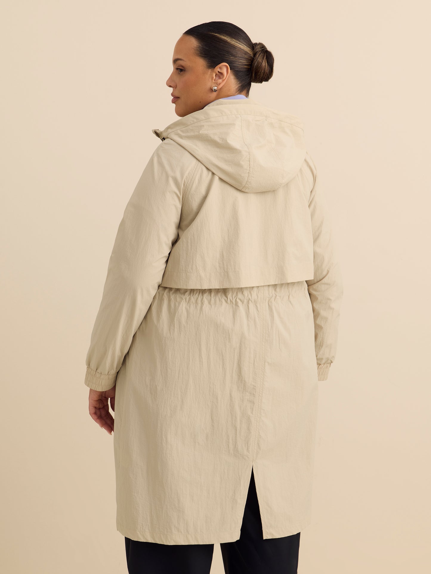 Long Water-Repellent Windbreaker - ActiveZone