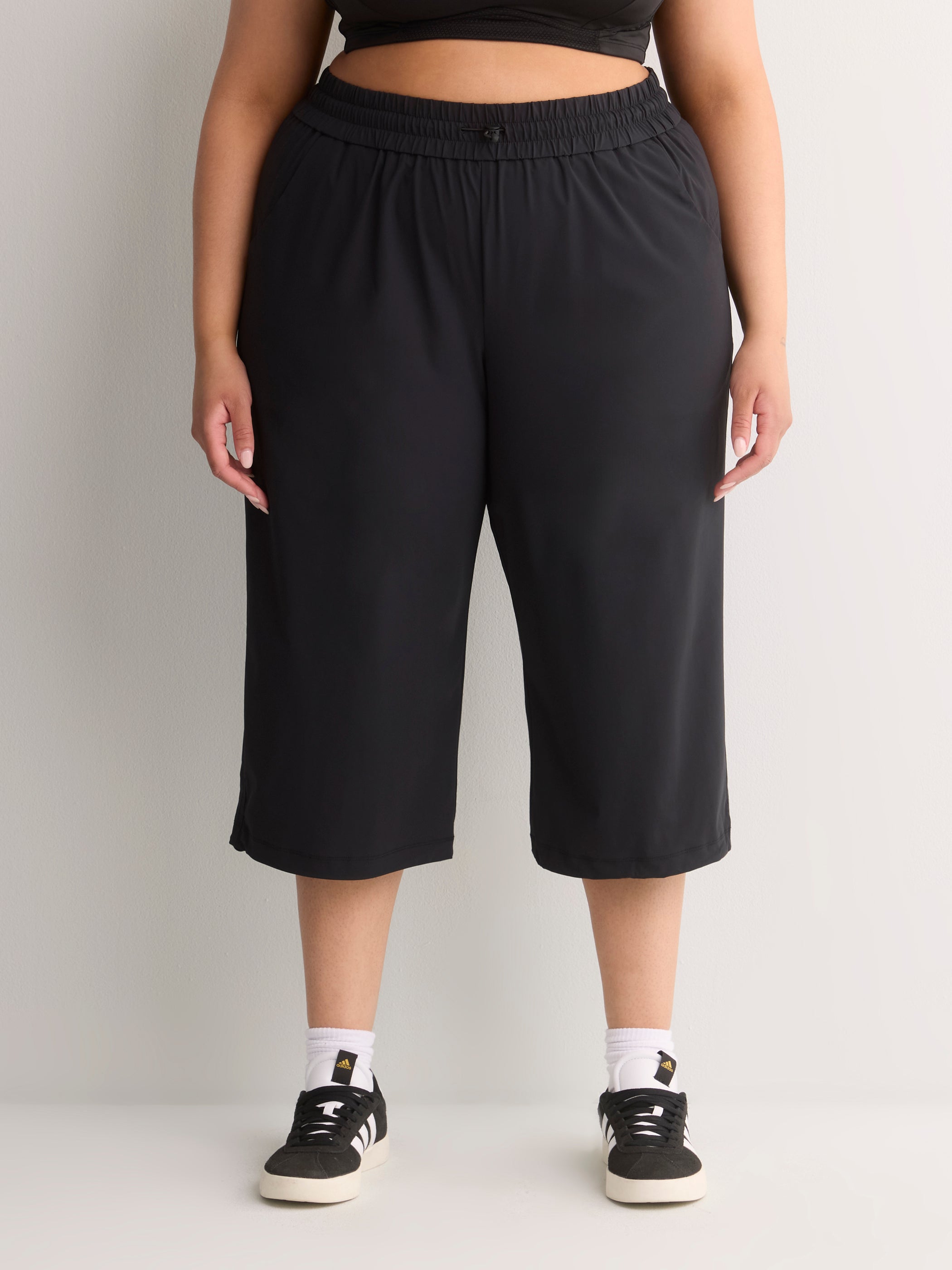 Black 4-Way Stretch Capri Jogger Pant - Active Zone