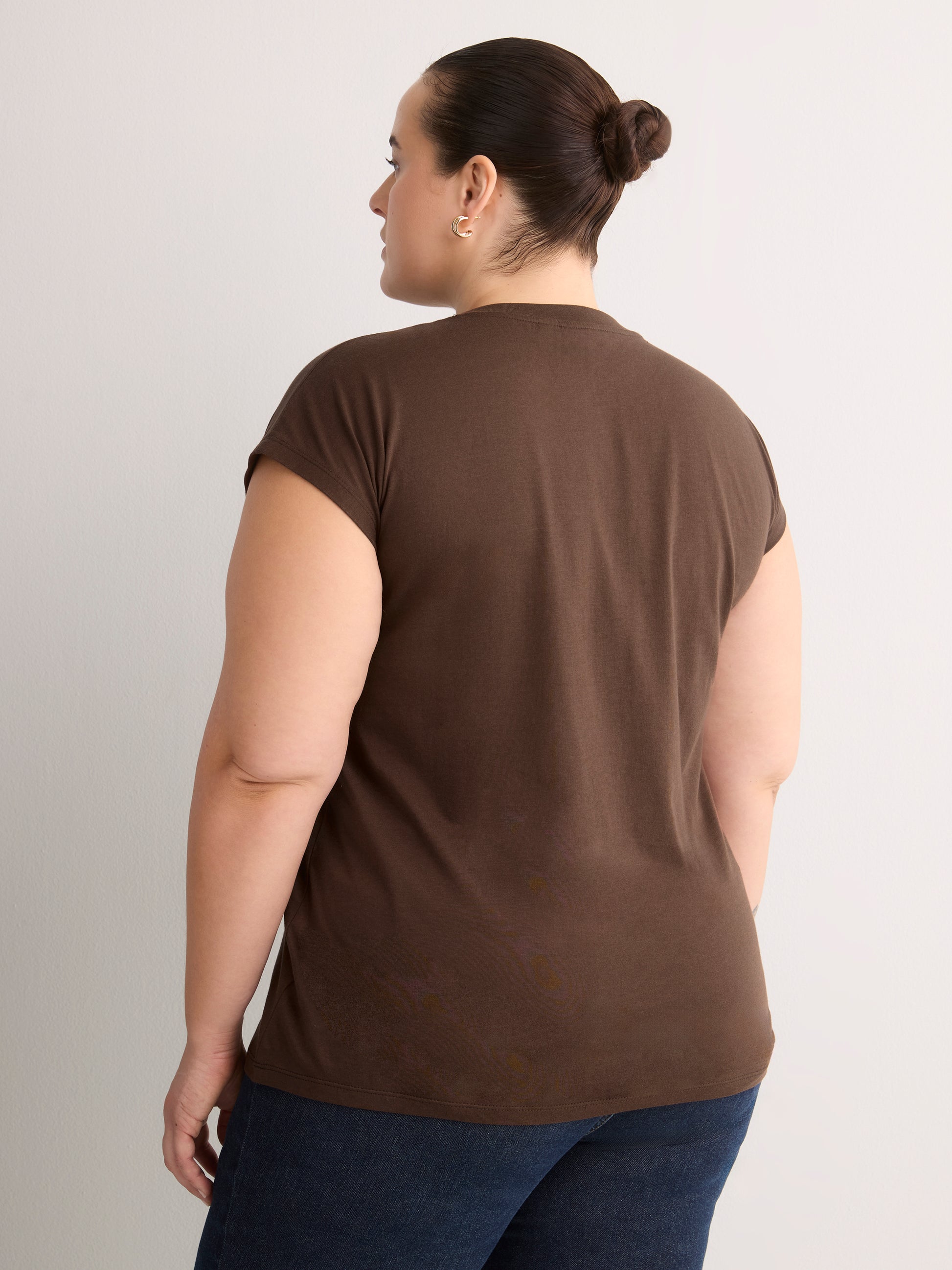 Straight-Fit Extended-Sleeve Crew-Neck Knit Top