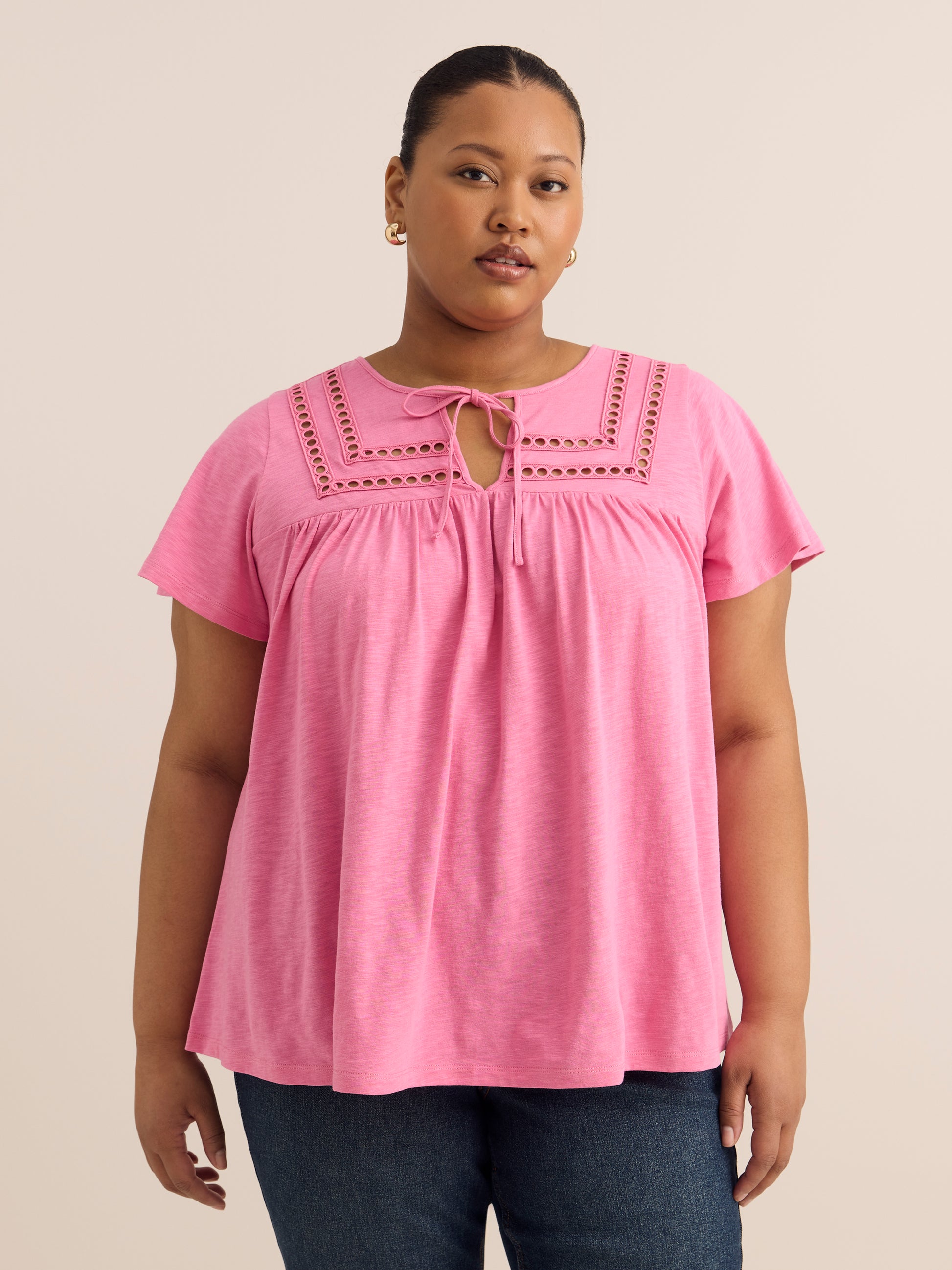 Slight Swing-Fit Crochet-Insert Top